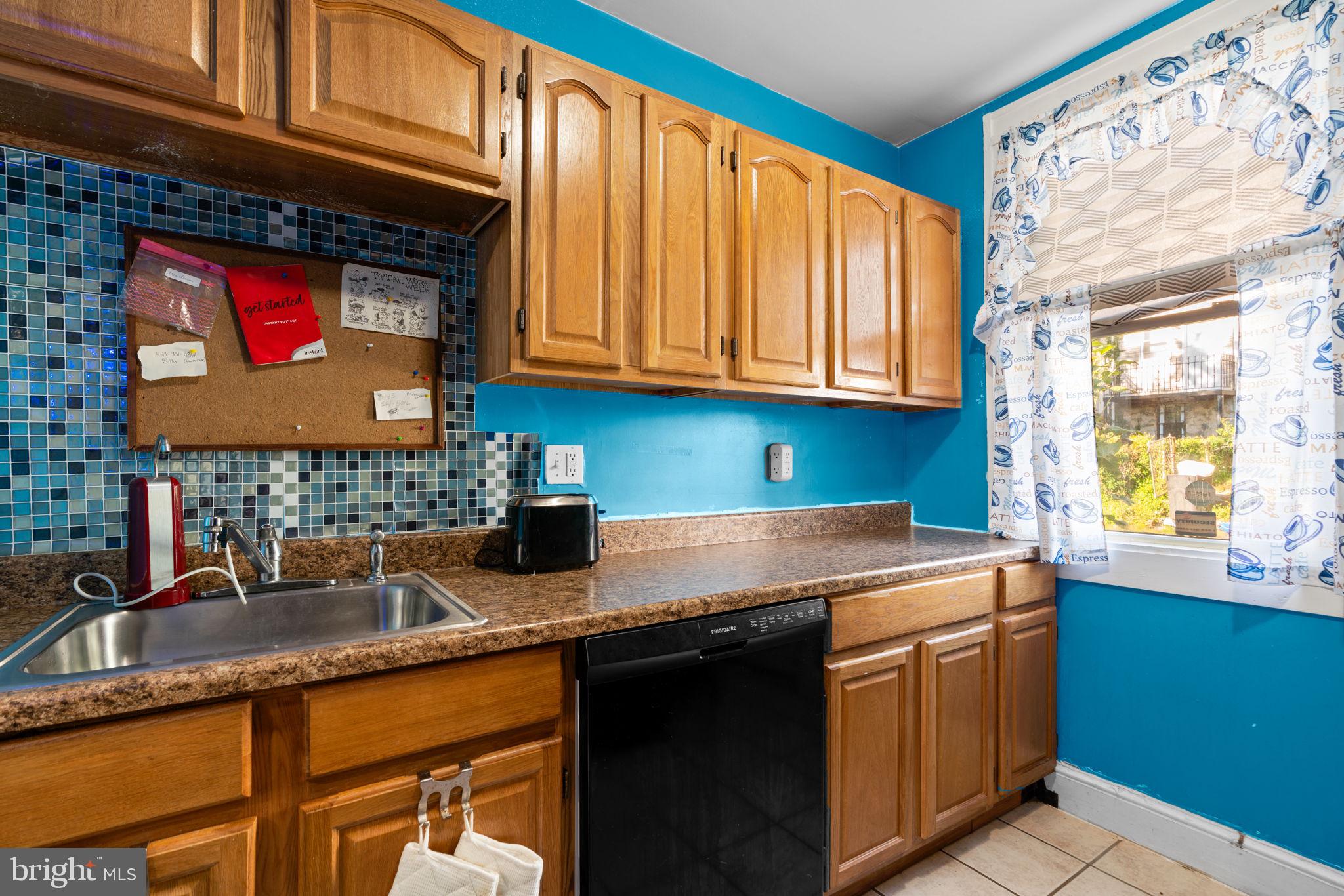 WAVERLY - Residential