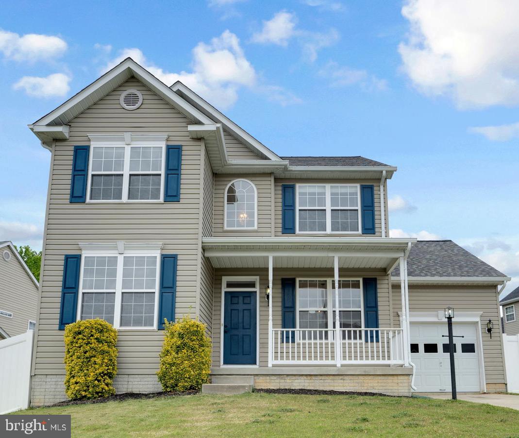 WESTBURY - Residential Lease