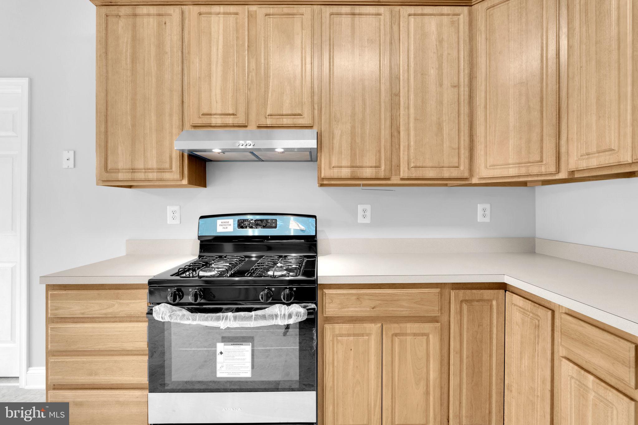 WESTBURY - Residential Lease