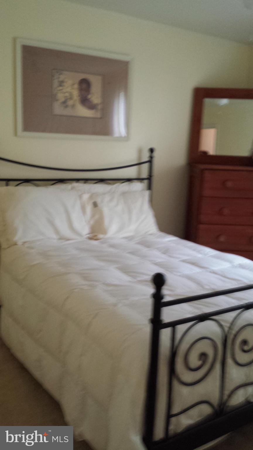 WHITE OAK VILLAGE SUB - Residential