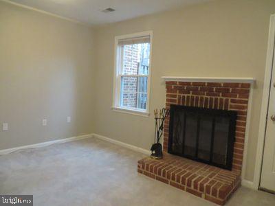 WASHINGTON COURTS - Residential Lease