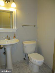 WASHINGTON COURTS - Residential Lease