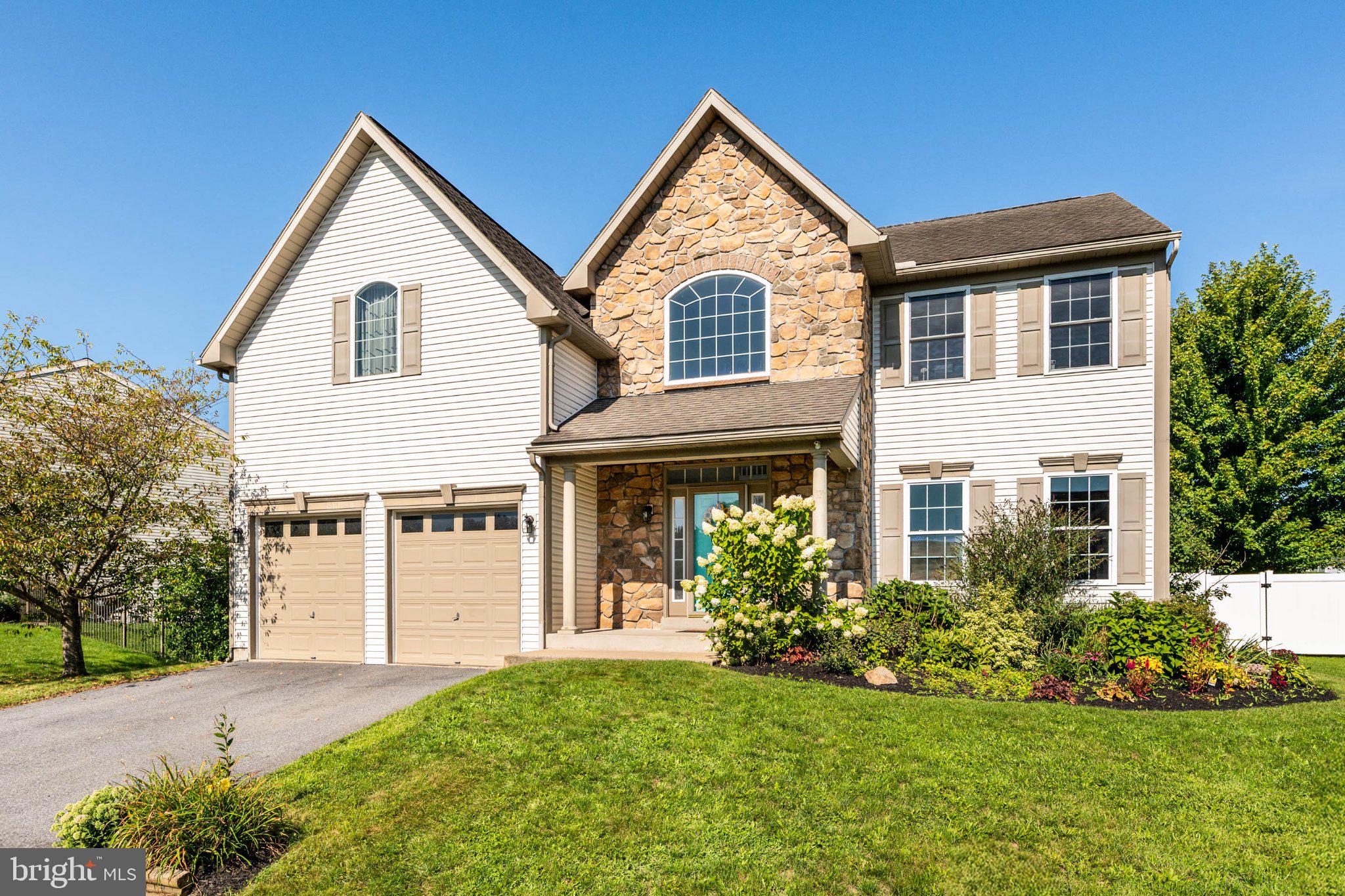 205 E CLEARVIEW DRIVE
