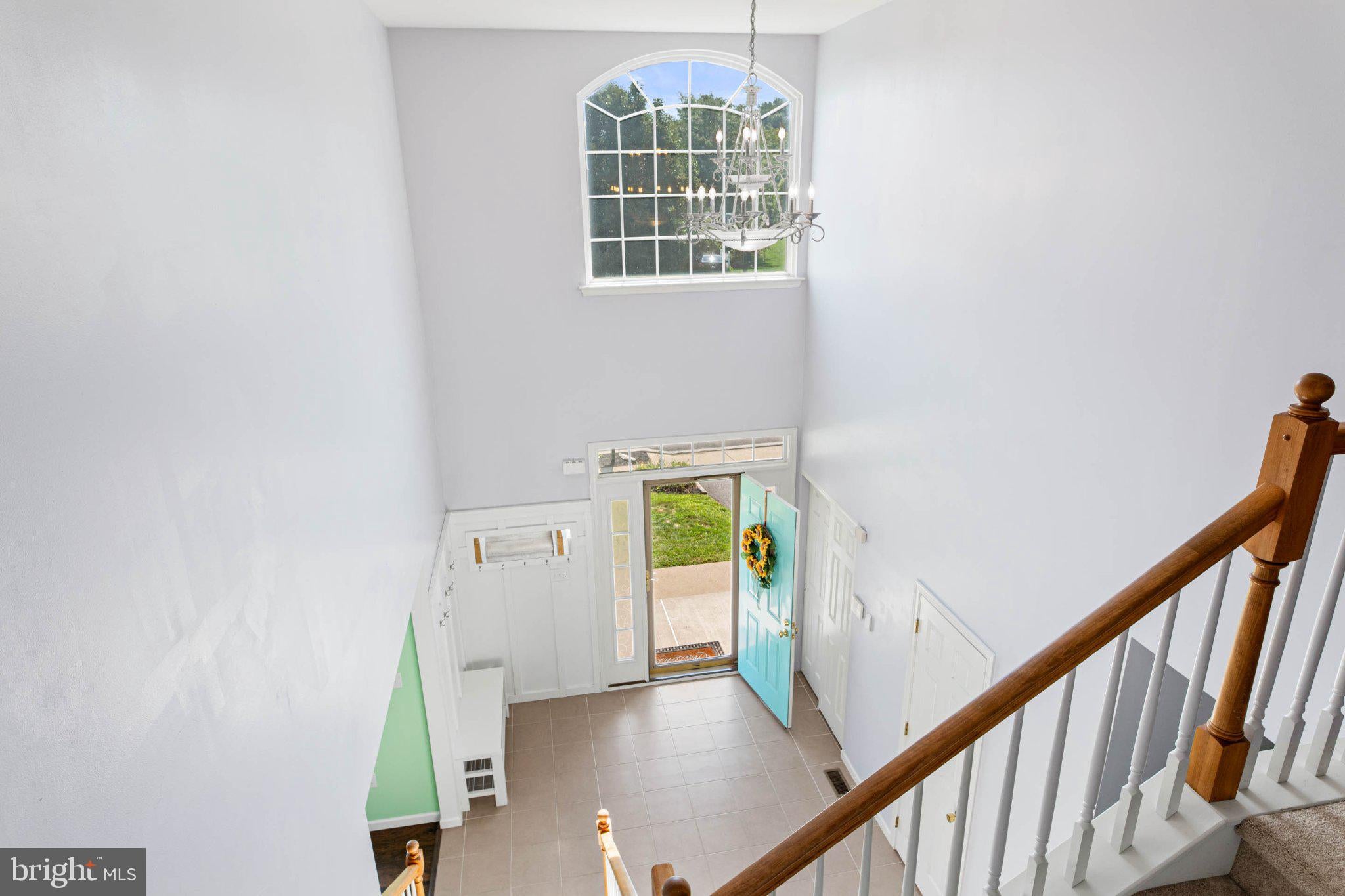 205 E CLEARVIEW DRIVE