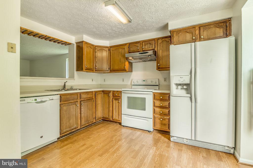 13900 WINDING RIDGE LANE
