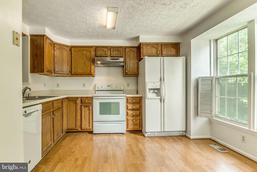 13900 WINDING RIDGE LANE