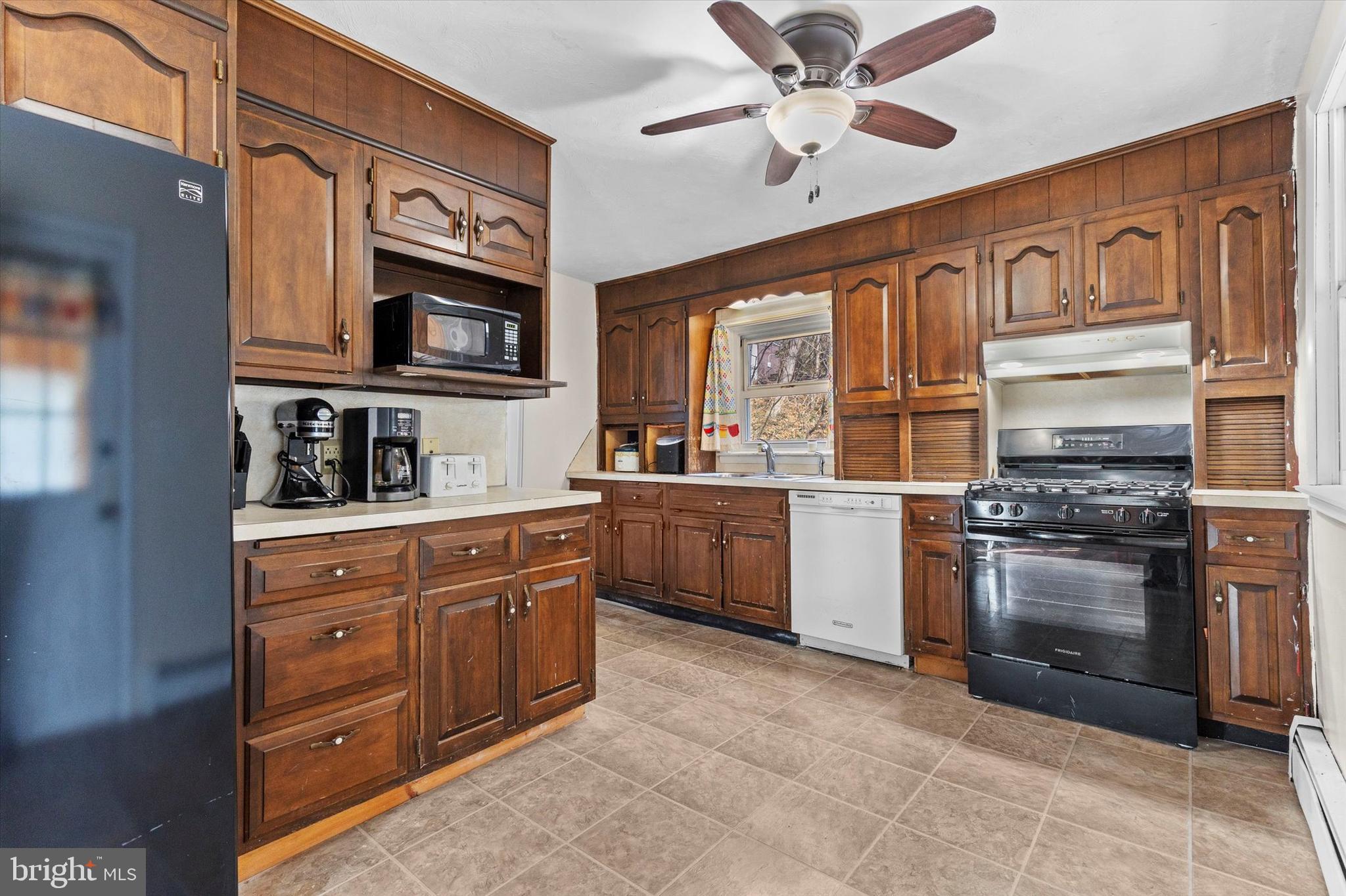 SPRINGETTSBURY TWP - Residential