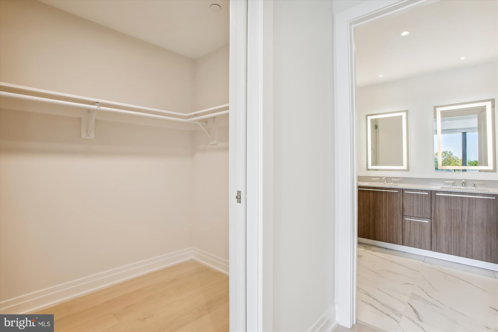 OLD TOWN ALEXANDRIA - Residential Lease