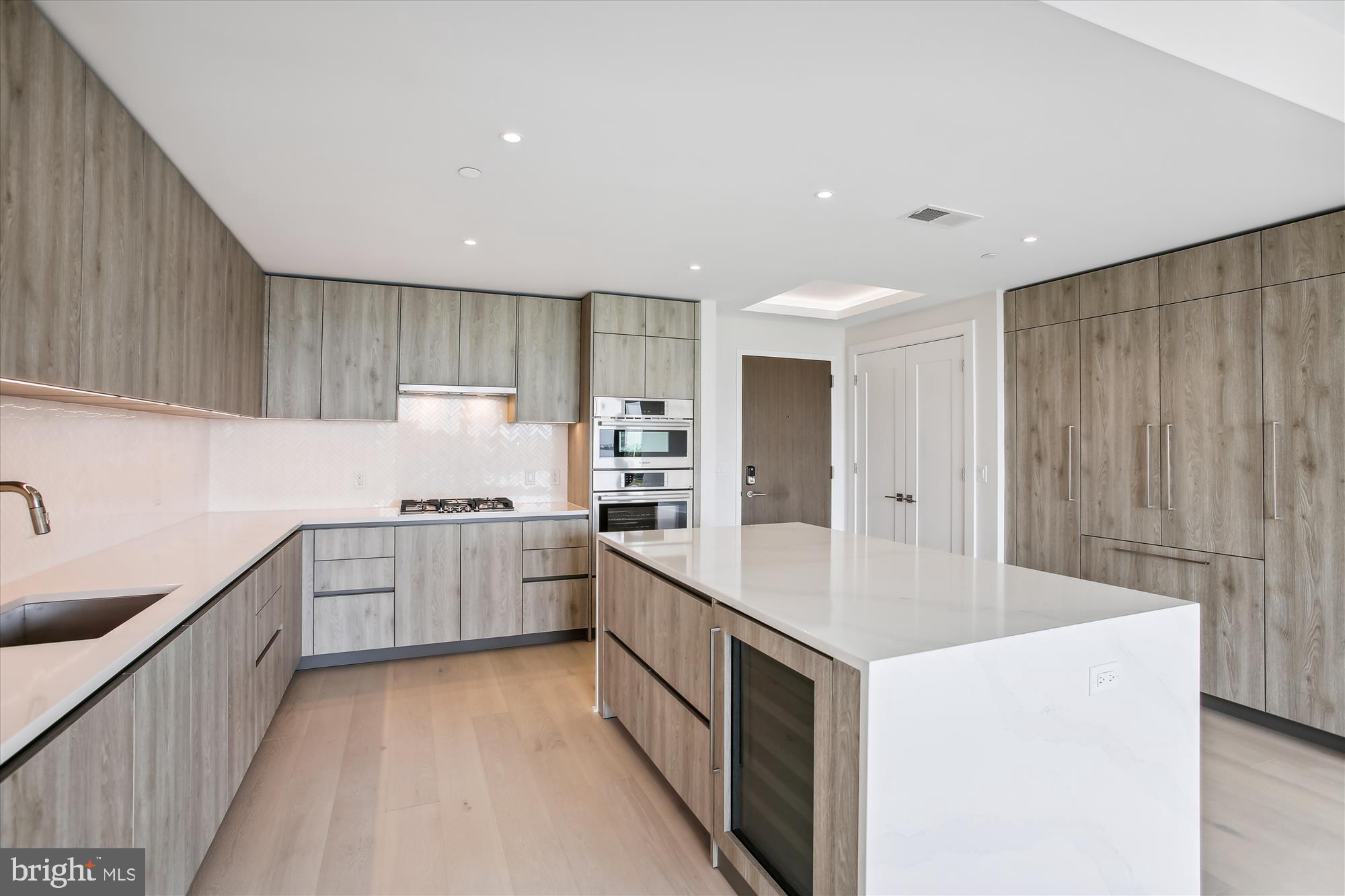 OLD TOWN ALEXANDRIA - Residential Lease