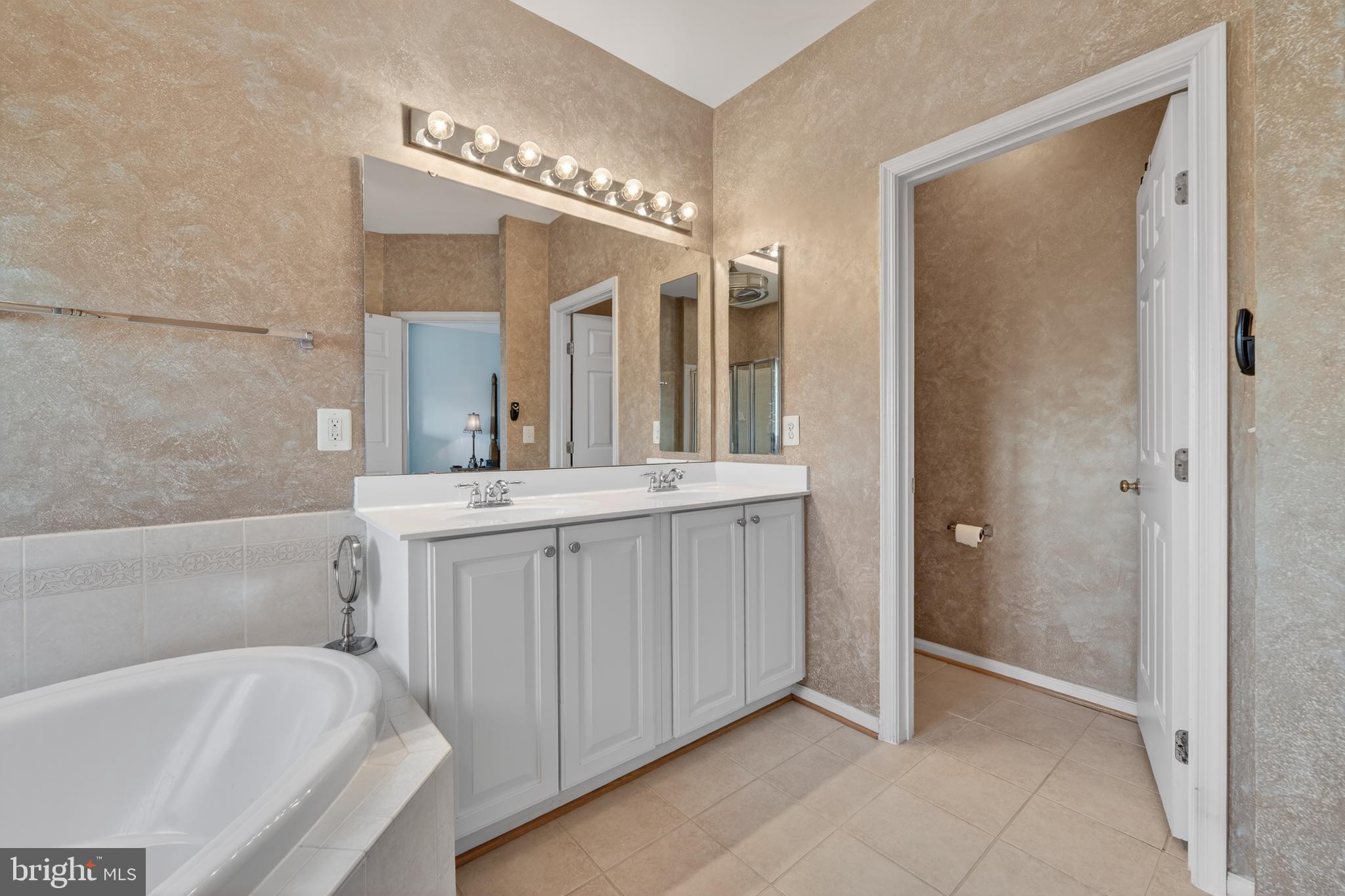 LORTON VALLEY - Residential