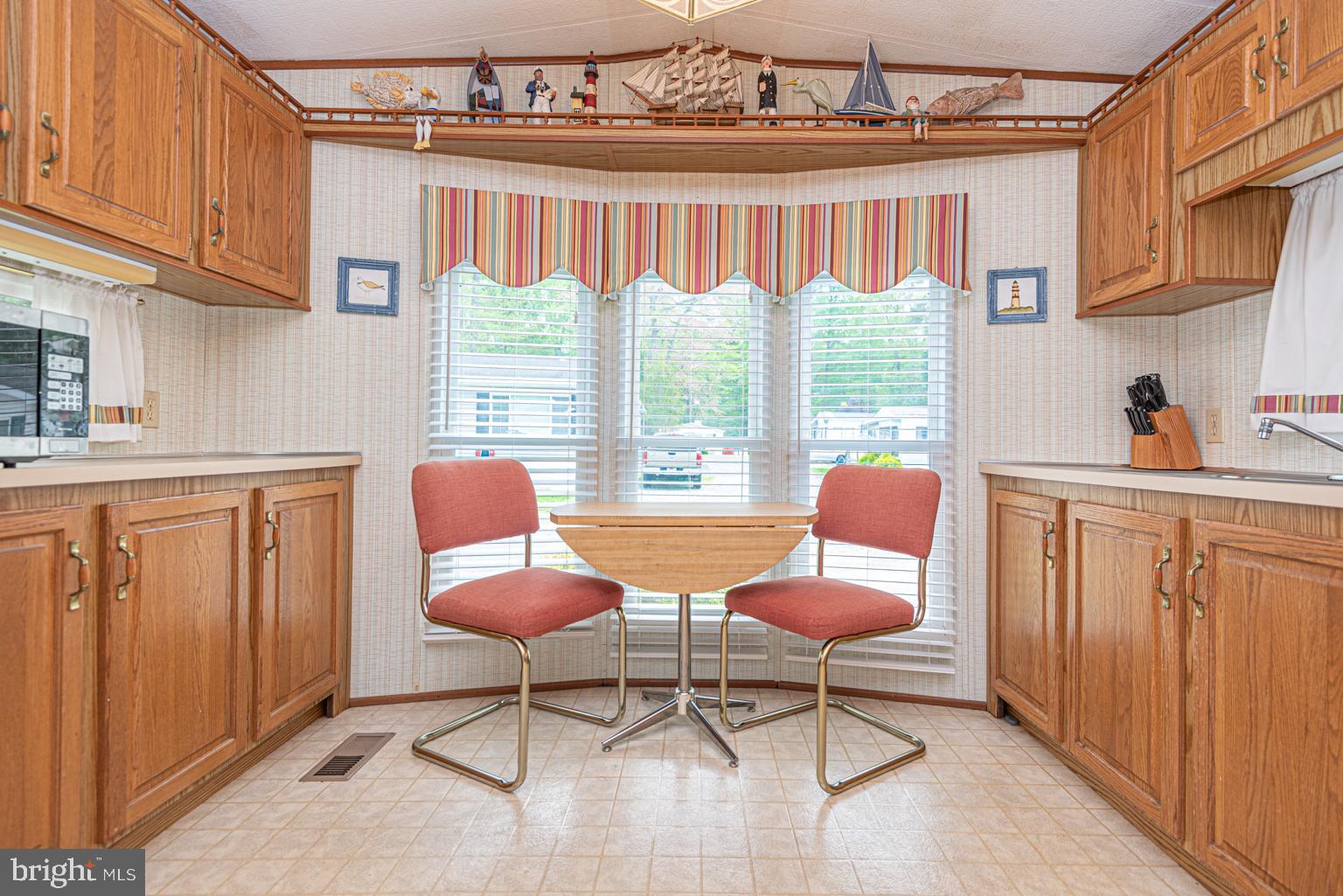 WHITE HORSE PARK II - Residential