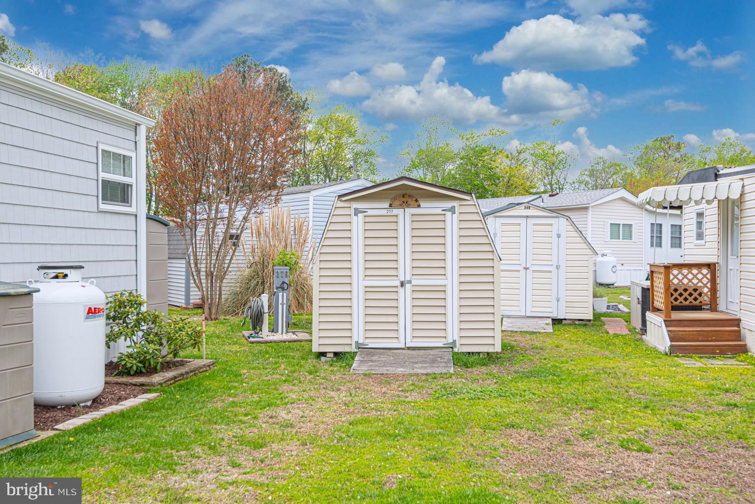 WHITE HORSE PARK II - Residential