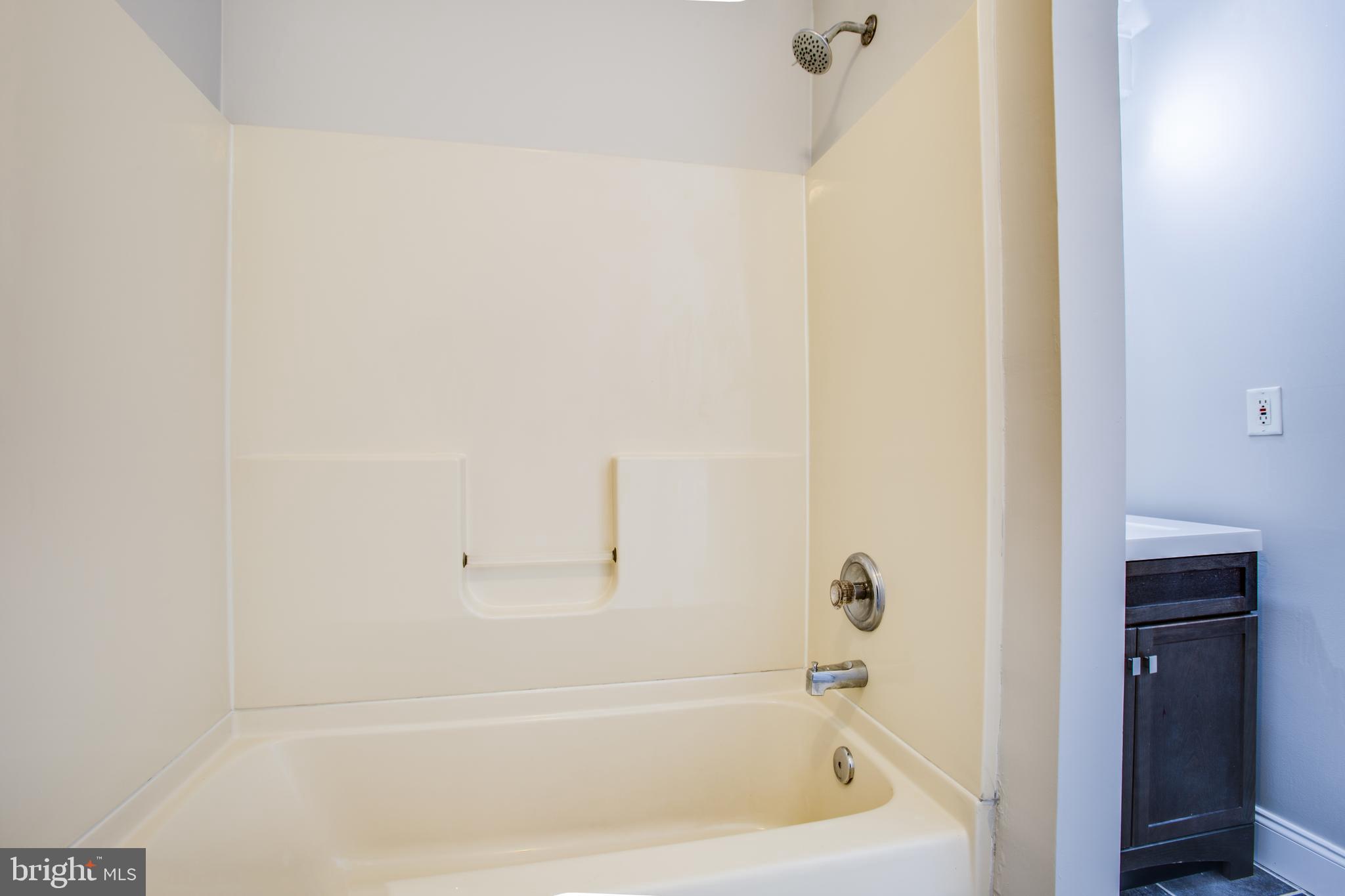 ASHLEIGH PARK SOUTH - Residential