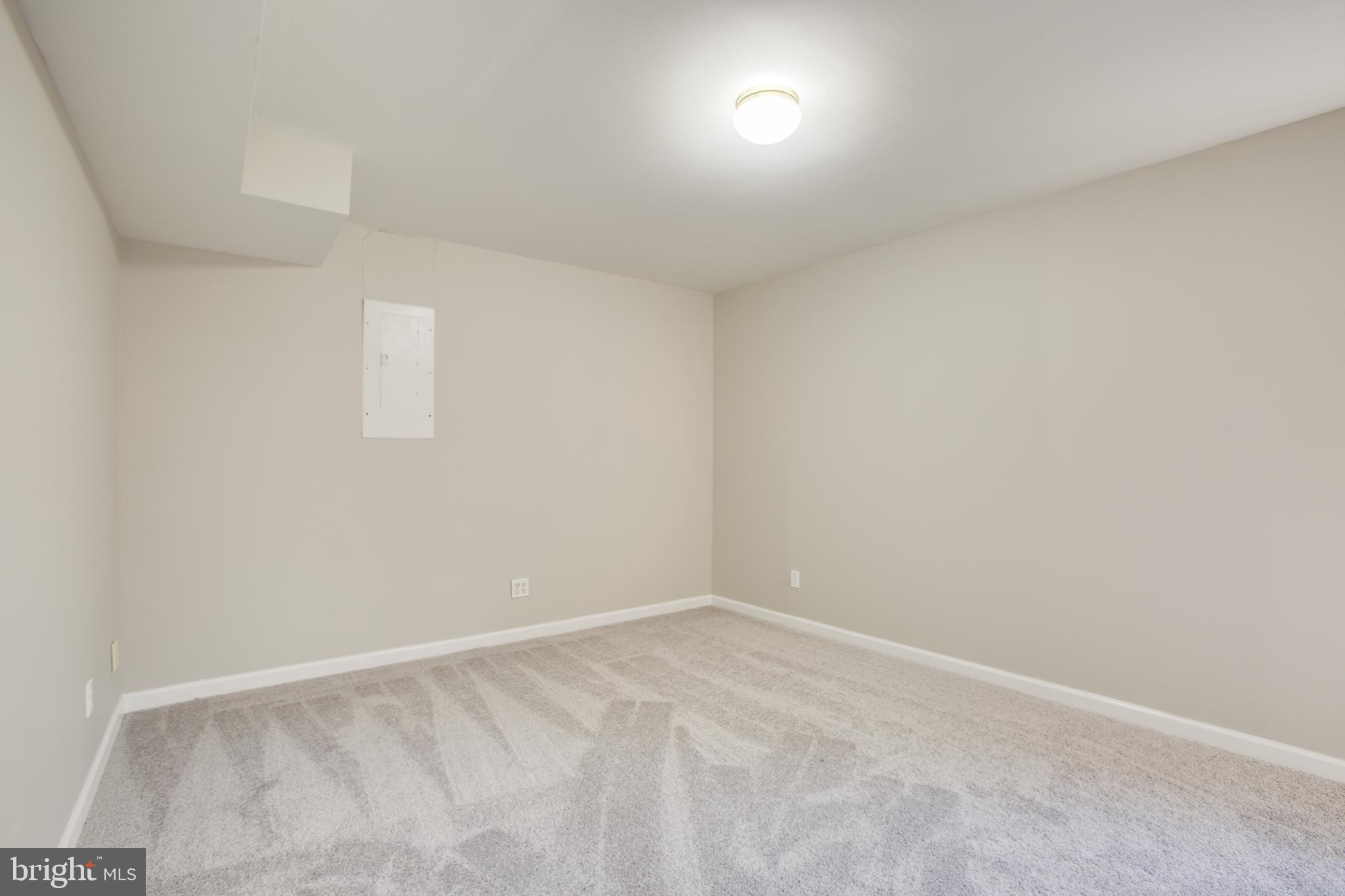 ASHLEIGH PARK SOUTH - Residential