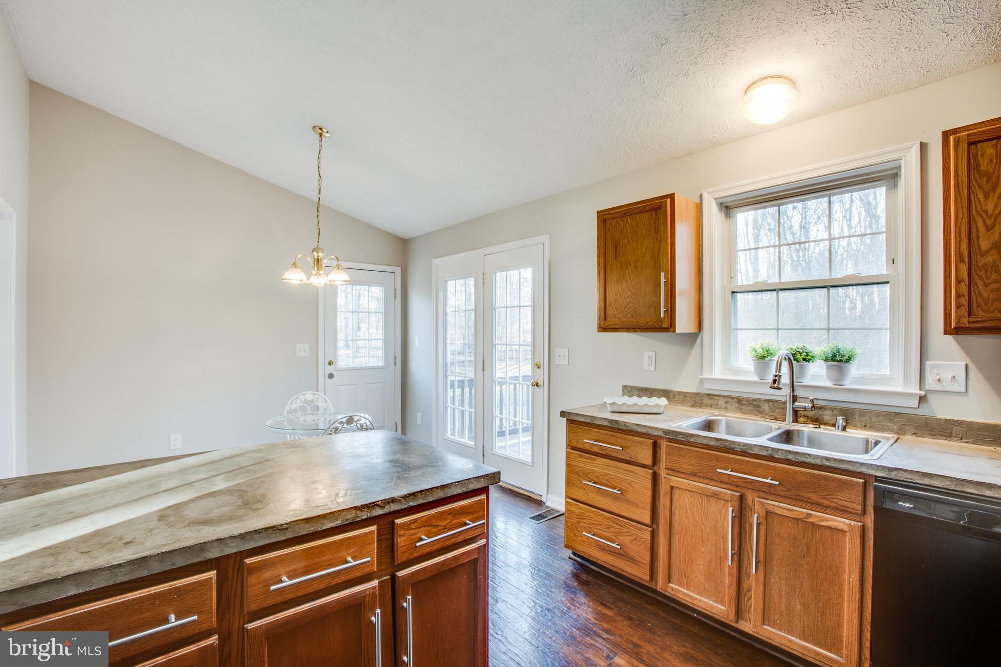 ASHLEIGH PARK SOUTH - Residential