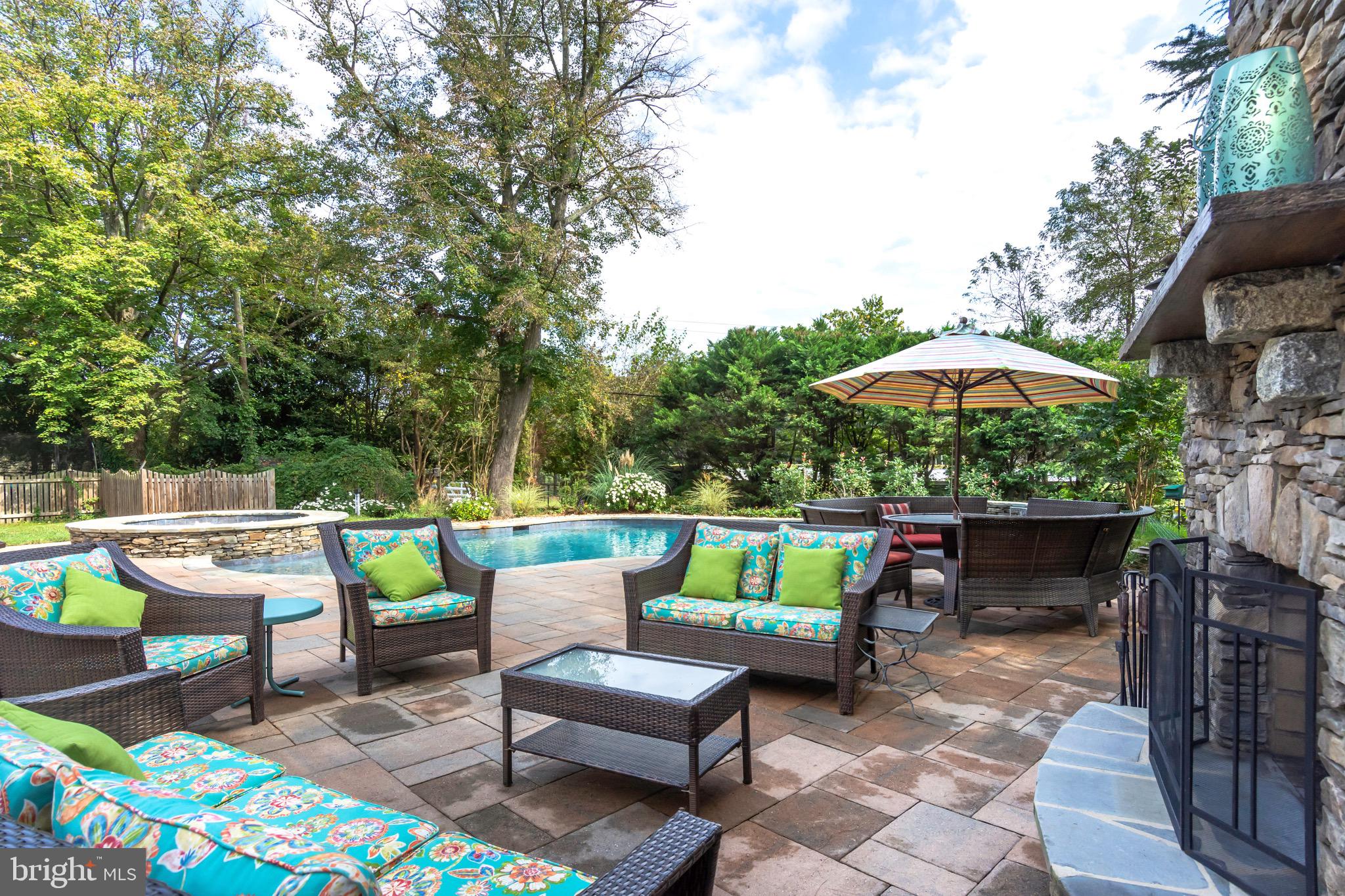 HARLEQUIN - Residential