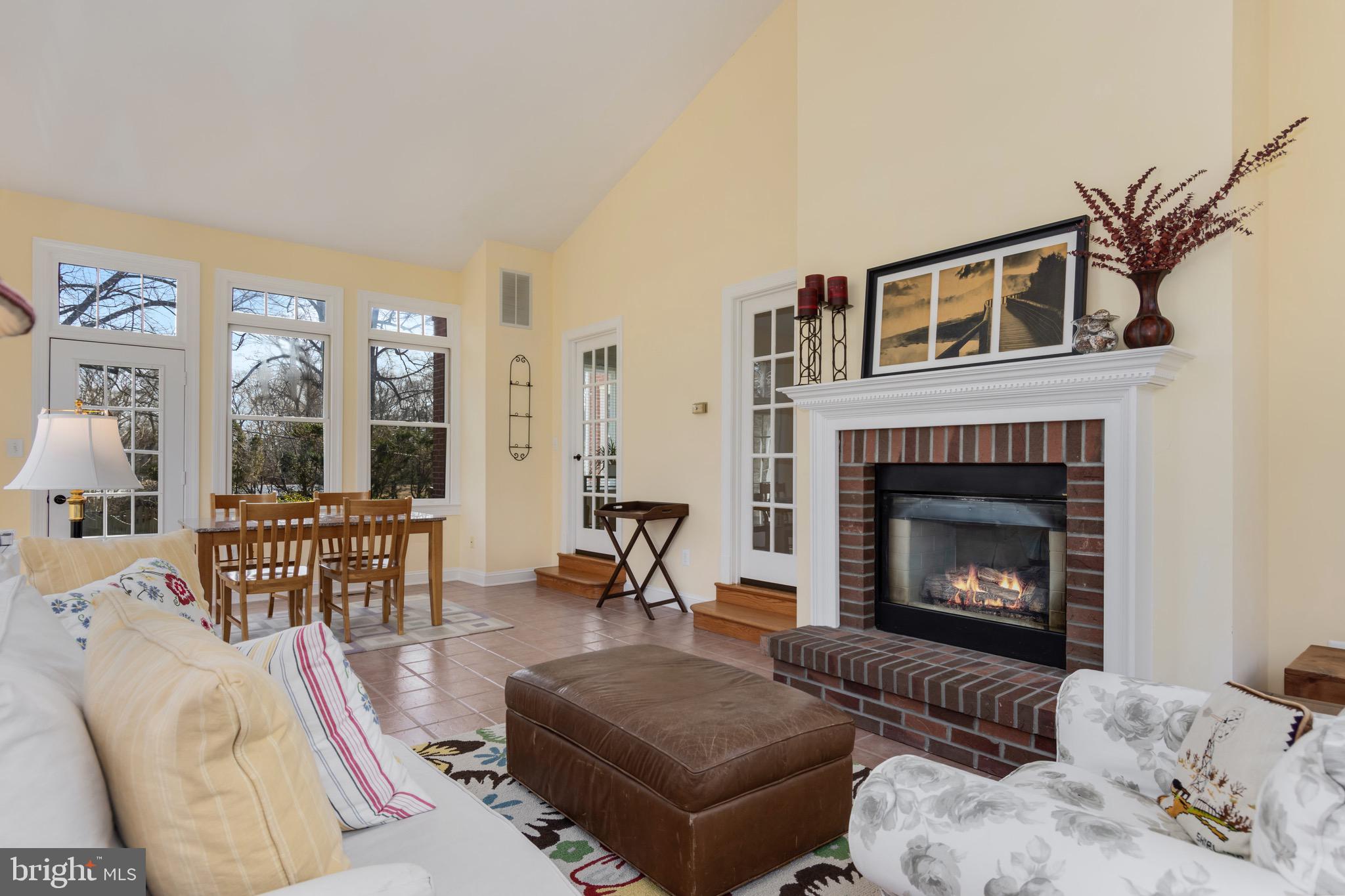 HARLEQUIN - Residential