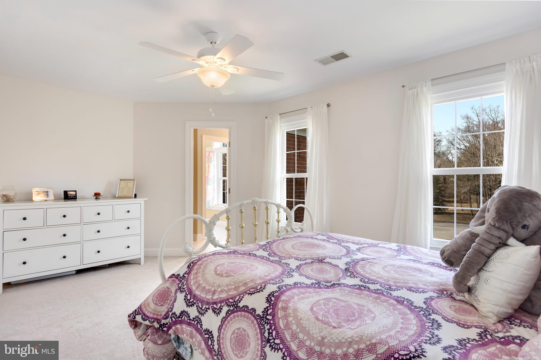 HARLEQUIN - Residential