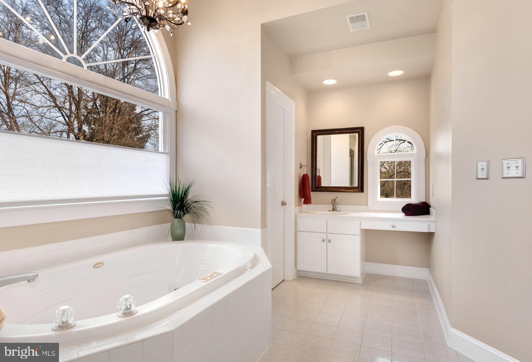 HARLEQUIN - Residential