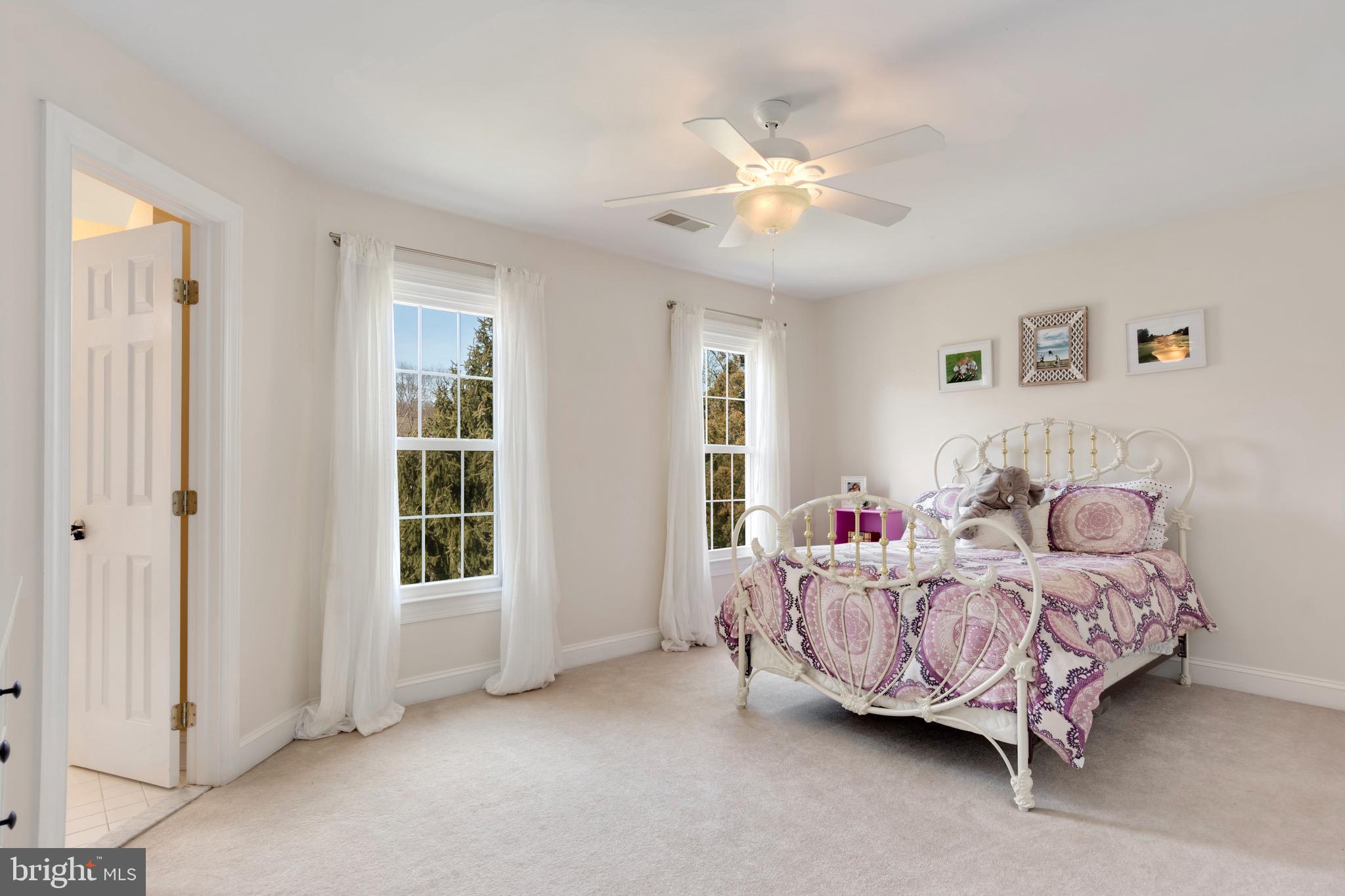 HARLEQUIN - Residential