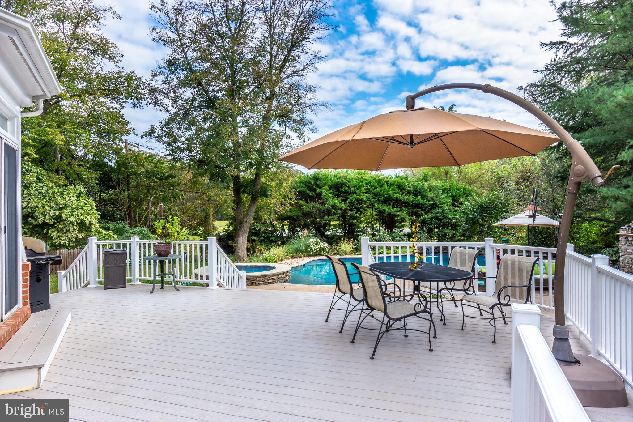 HARLEQUIN - Residential