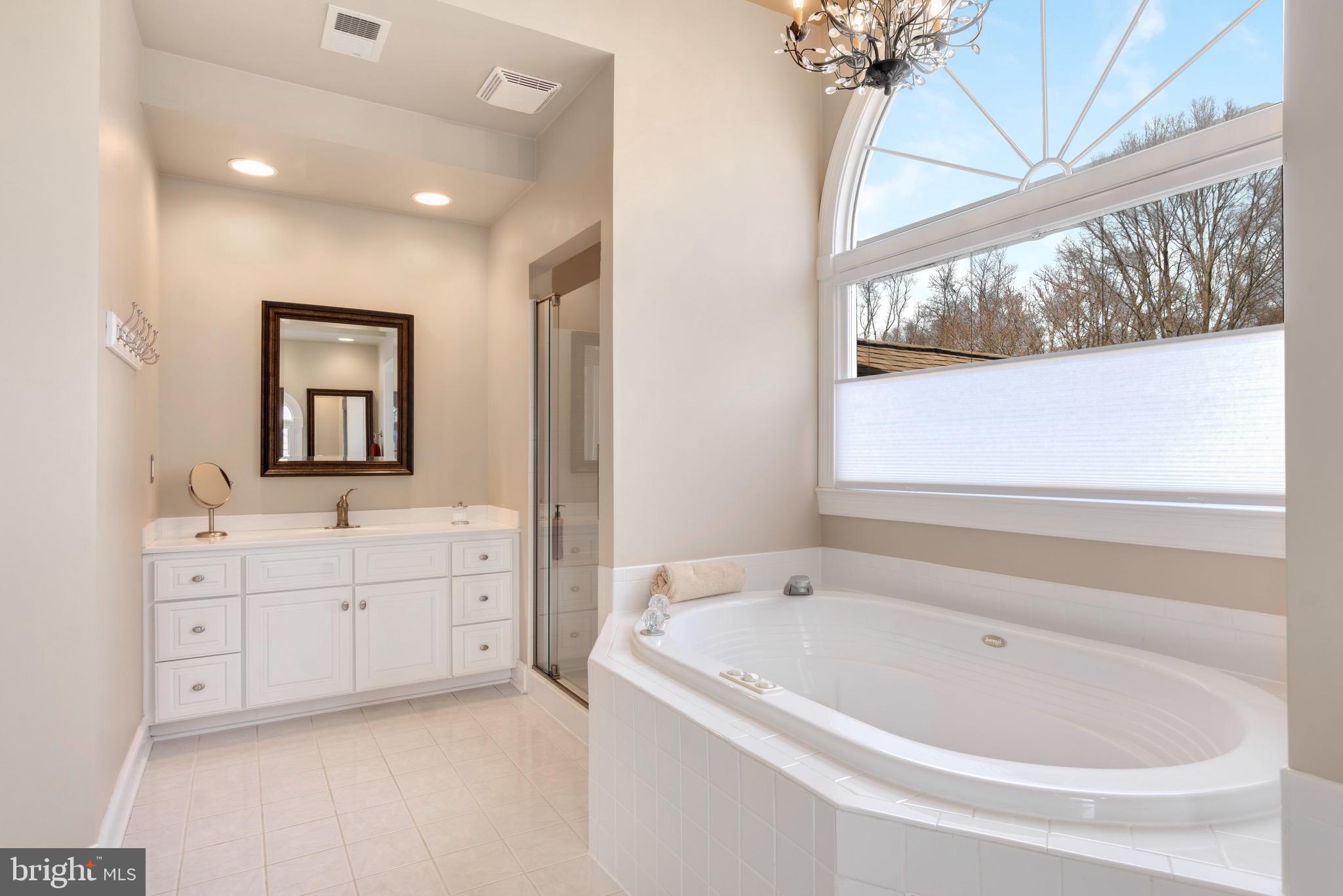 HARLEQUIN - Residential