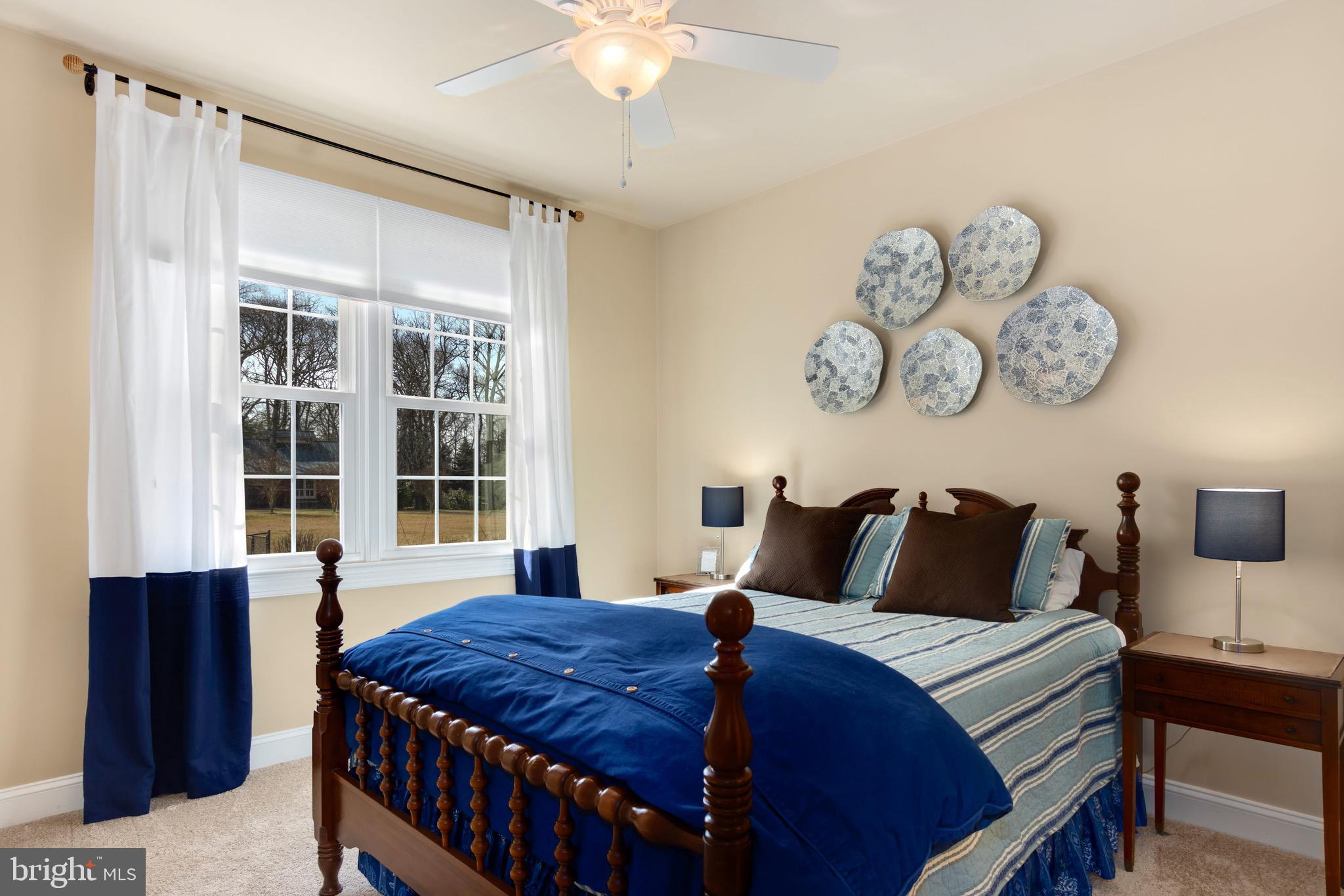 HARLEQUIN - Residential