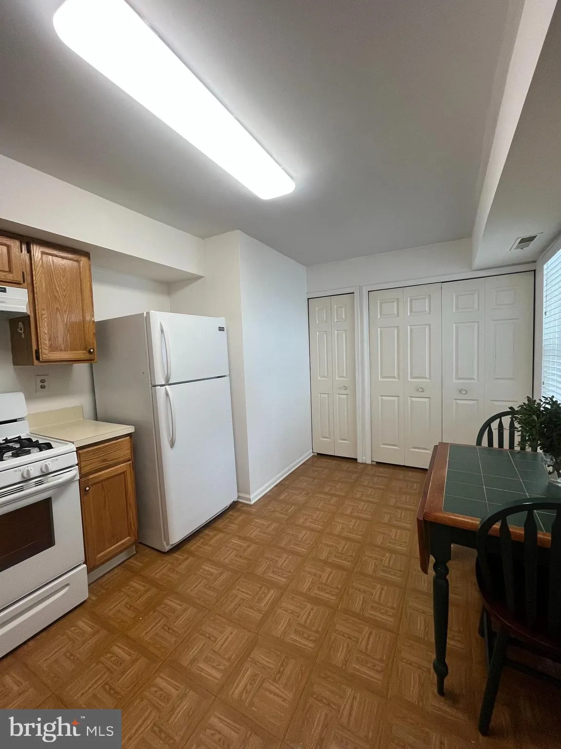 Holland, Pennsylvania 18966, United States, 2 Bedrooms Bedrooms, ,2 BathroomsBathrooms,Residential,Pending,212334