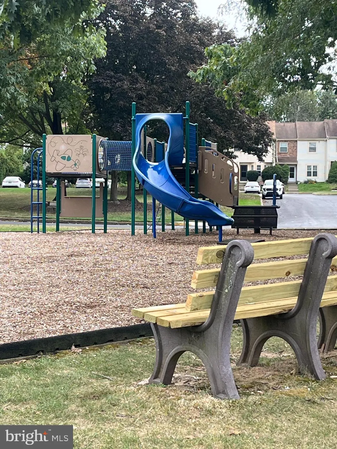 Holland, Pennsylvania 18966, United States, 2 Bedrooms Bedrooms, ,2 BathroomsBathrooms,Residential,Pending,212334