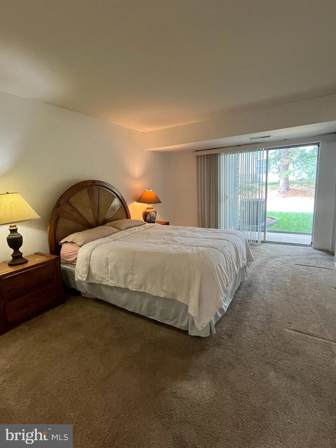 Holland, Pennsylvania 18966, United States, 2 Bedrooms Bedrooms, ,2 BathroomsBathrooms,Residential,Pending,212334