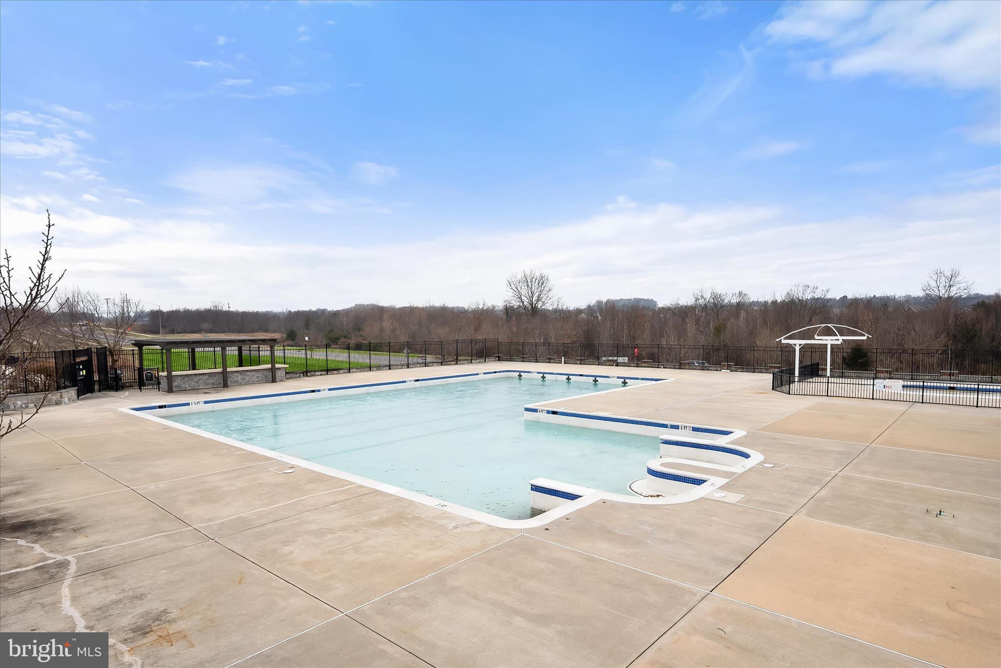 LINTON AT BALLENGER - Residential