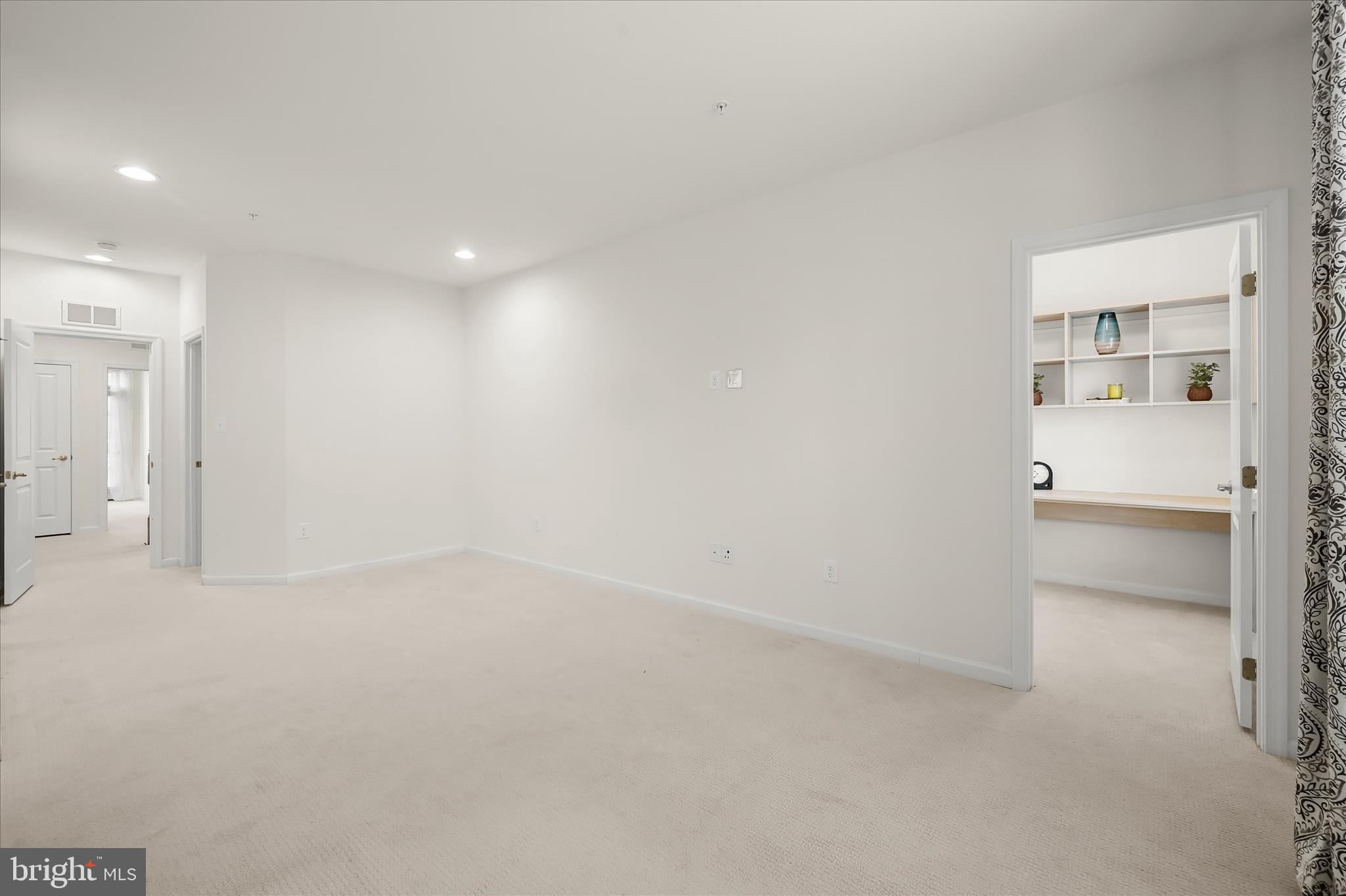 LINTON AT BALLENGER - Residential