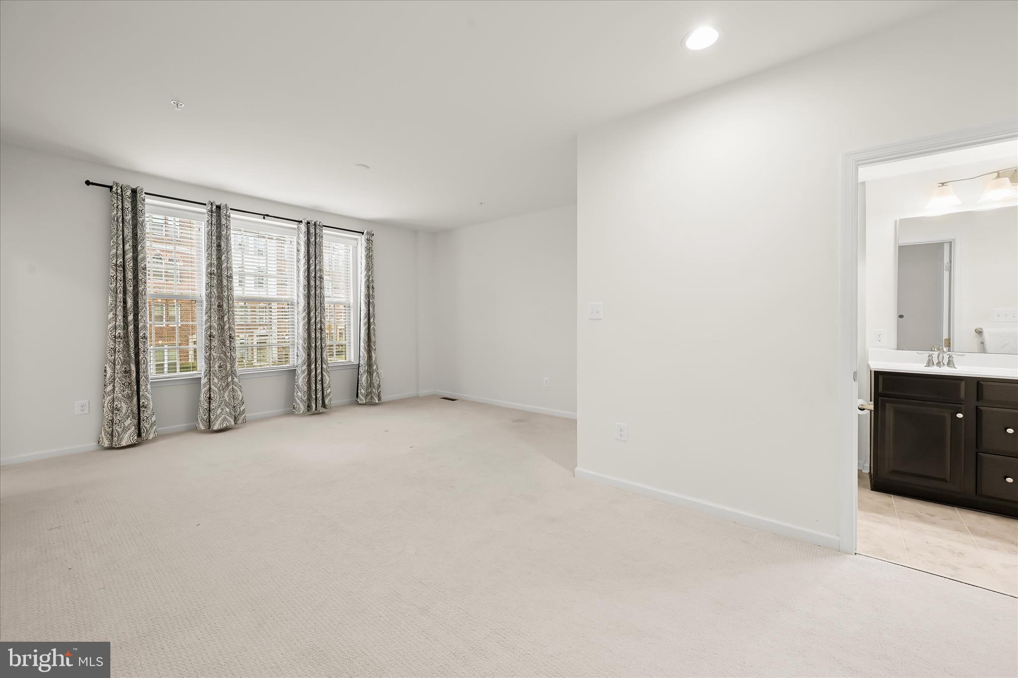 LINTON AT BALLENGER - Residential