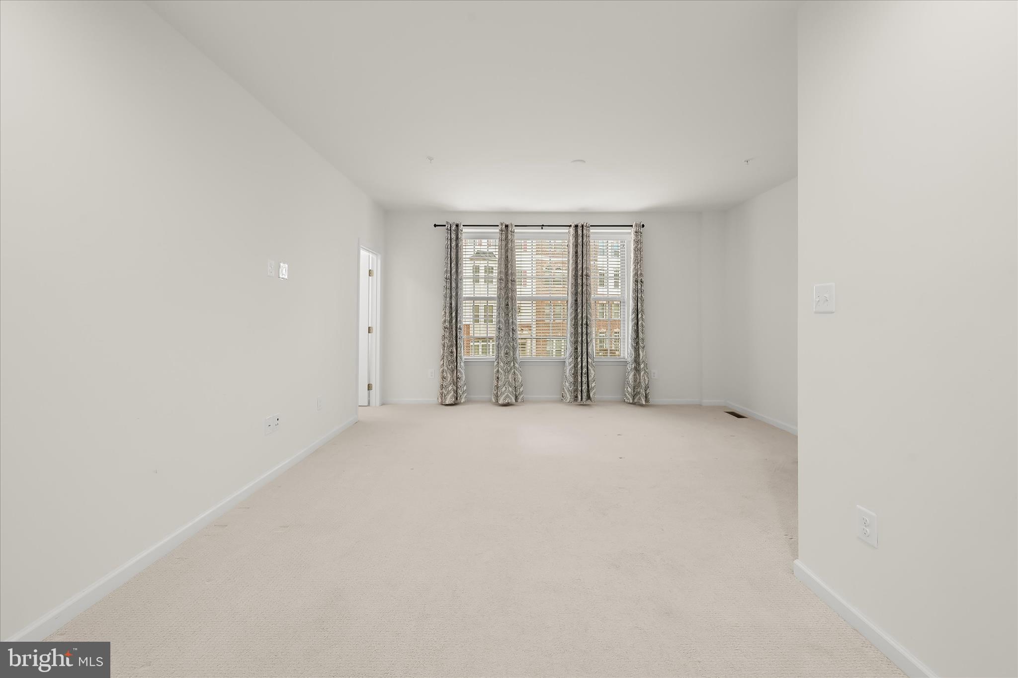 LINTON AT BALLENGER - Residential