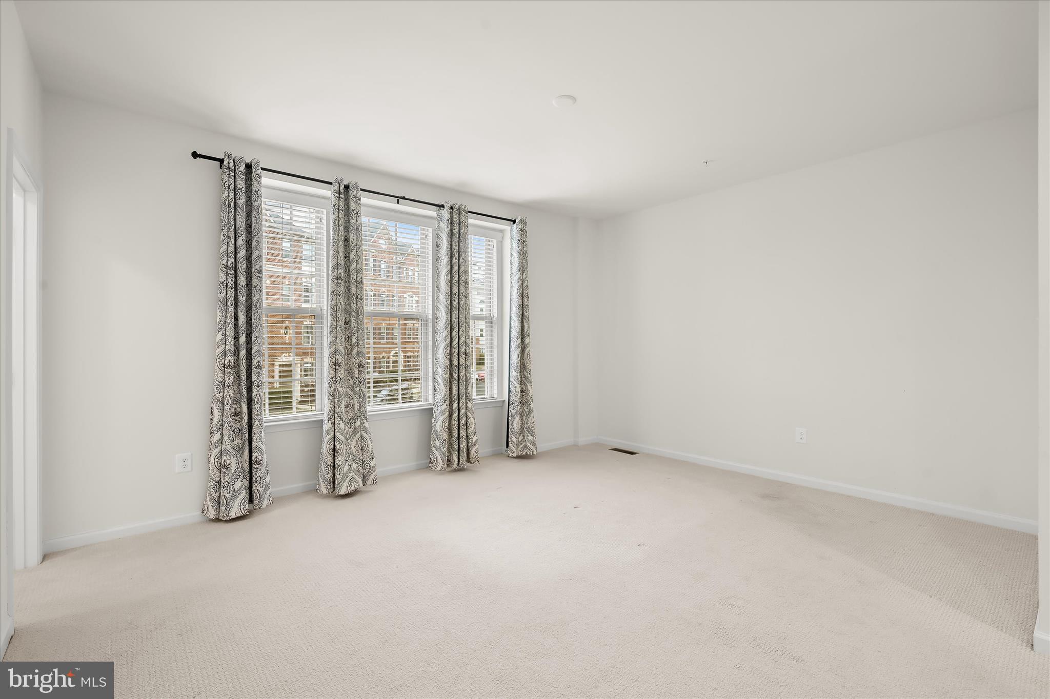 LINTON AT BALLENGER - Residential