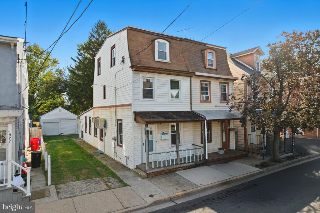 Photo of 523 Swain Street, BRISTOL, PA 19007 (MLS # PABU2107940)