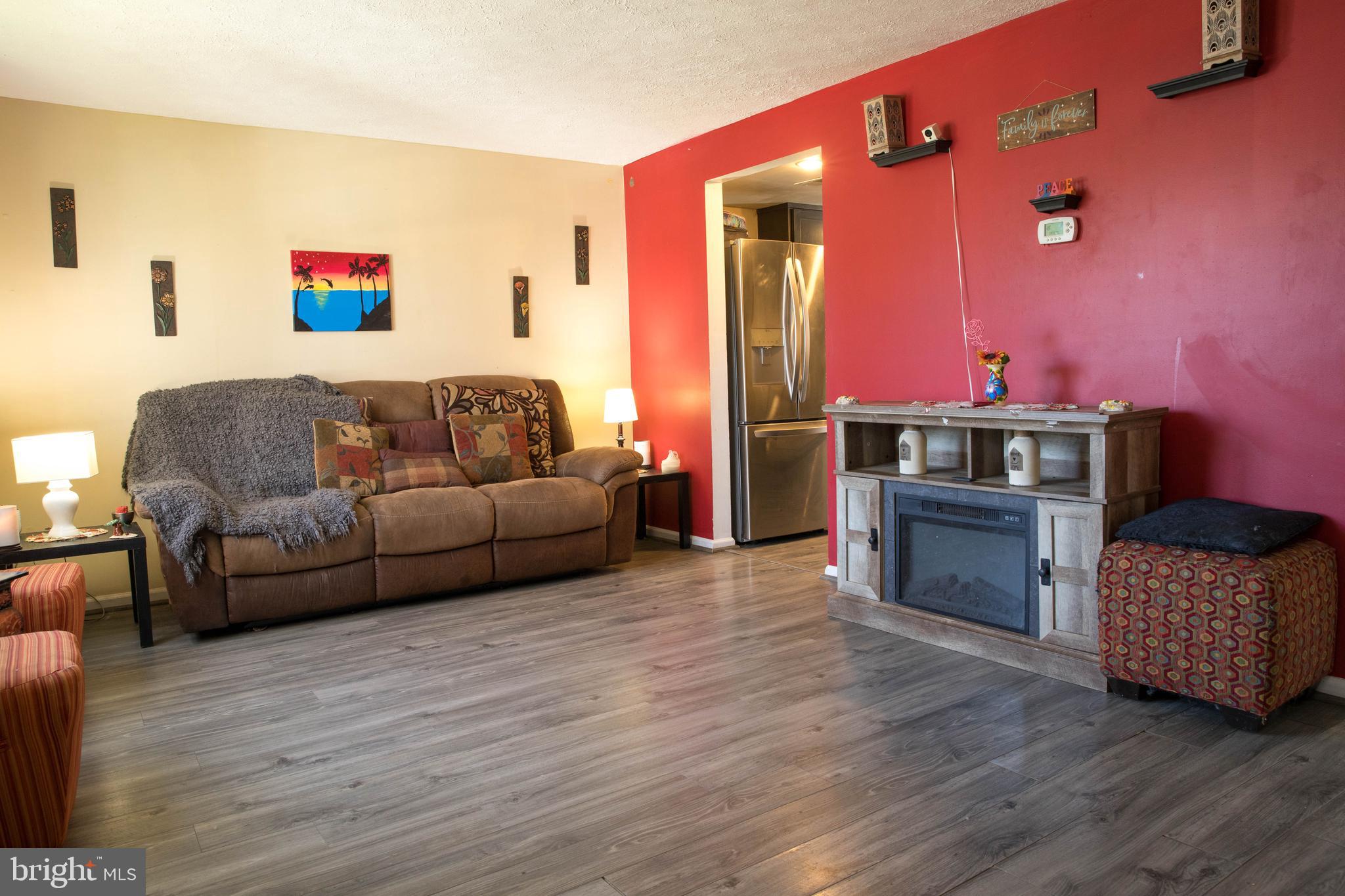 DAMASCUS VALLEY PARK - Residential