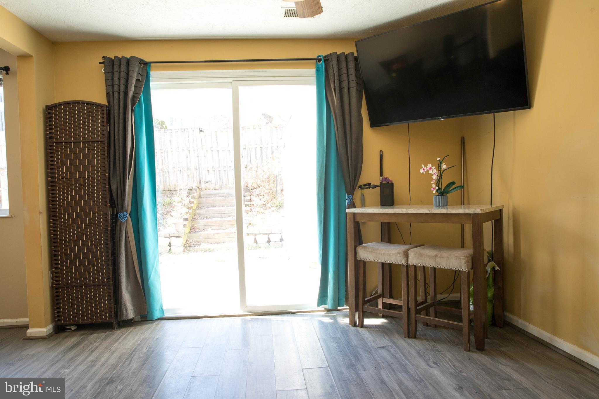 DAMASCUS VALLEY PARK - Residential