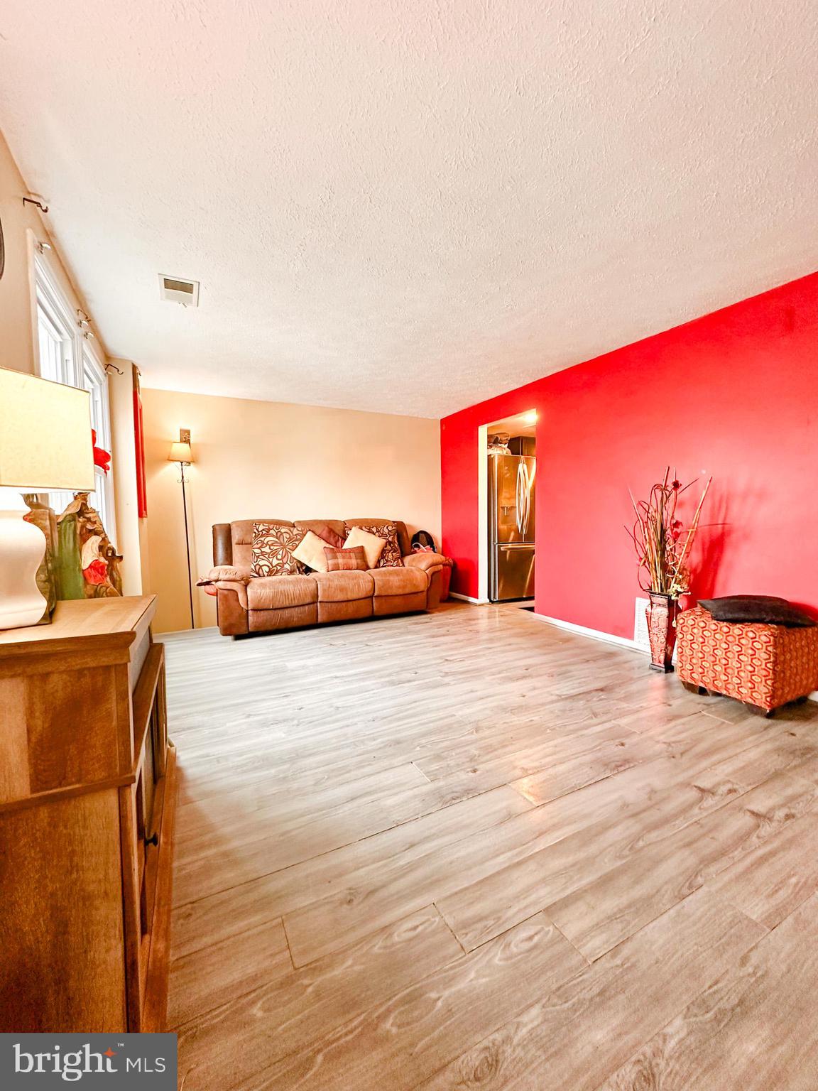 DAMASCUS VALLEY PARK - Residential