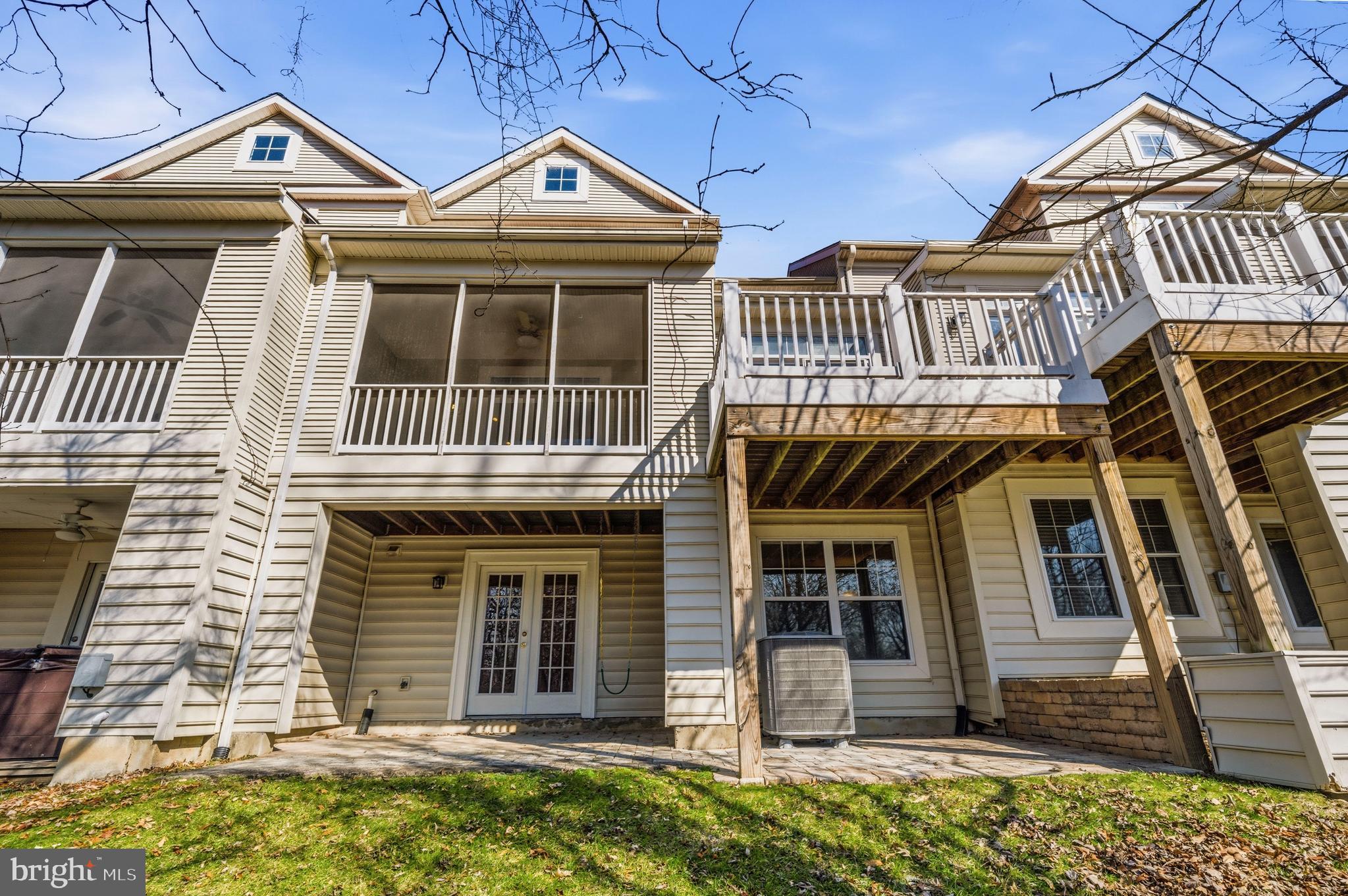 WAVERLY WOODS - Residential