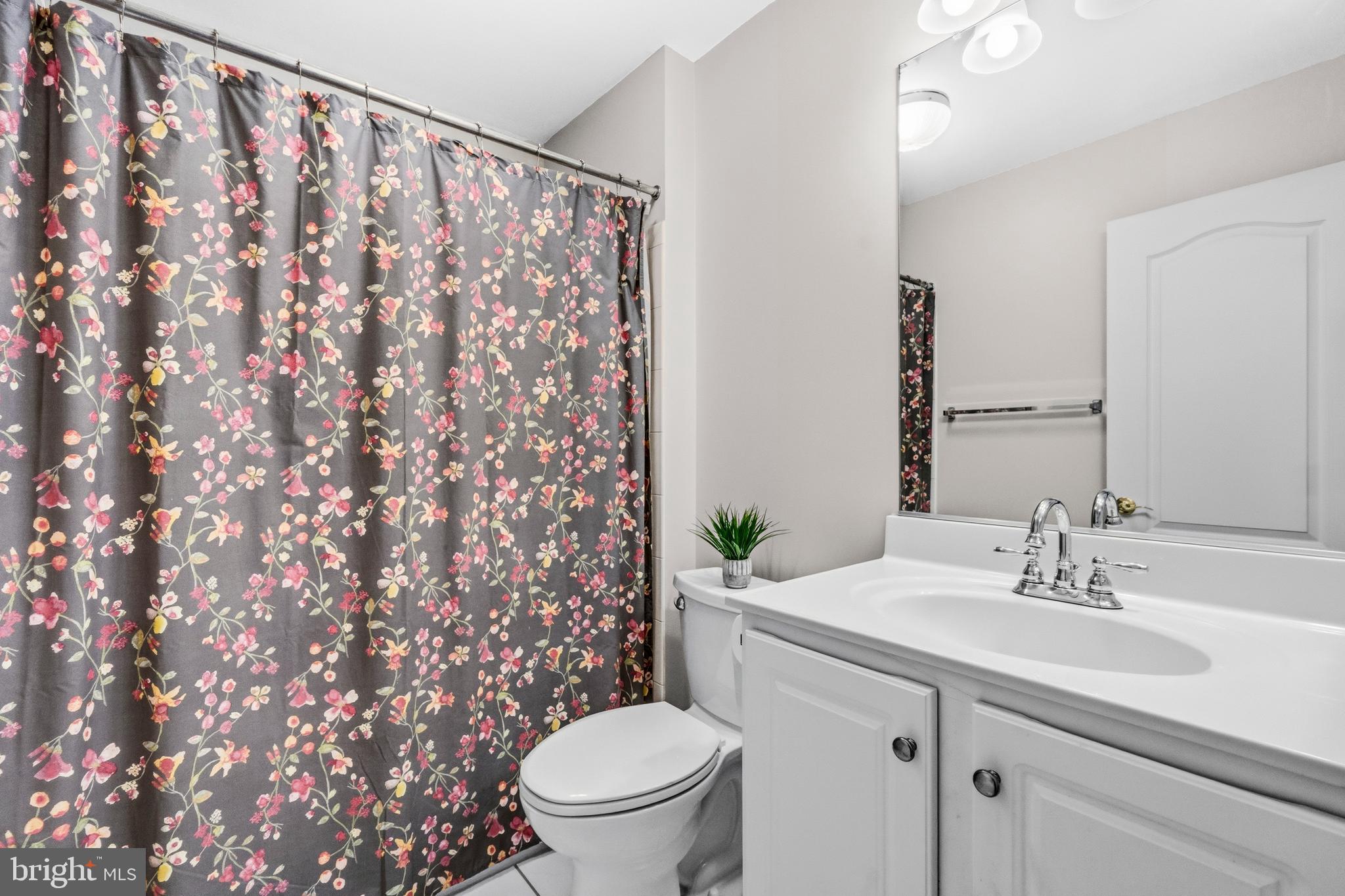 WAVERLY WOODS - Residential