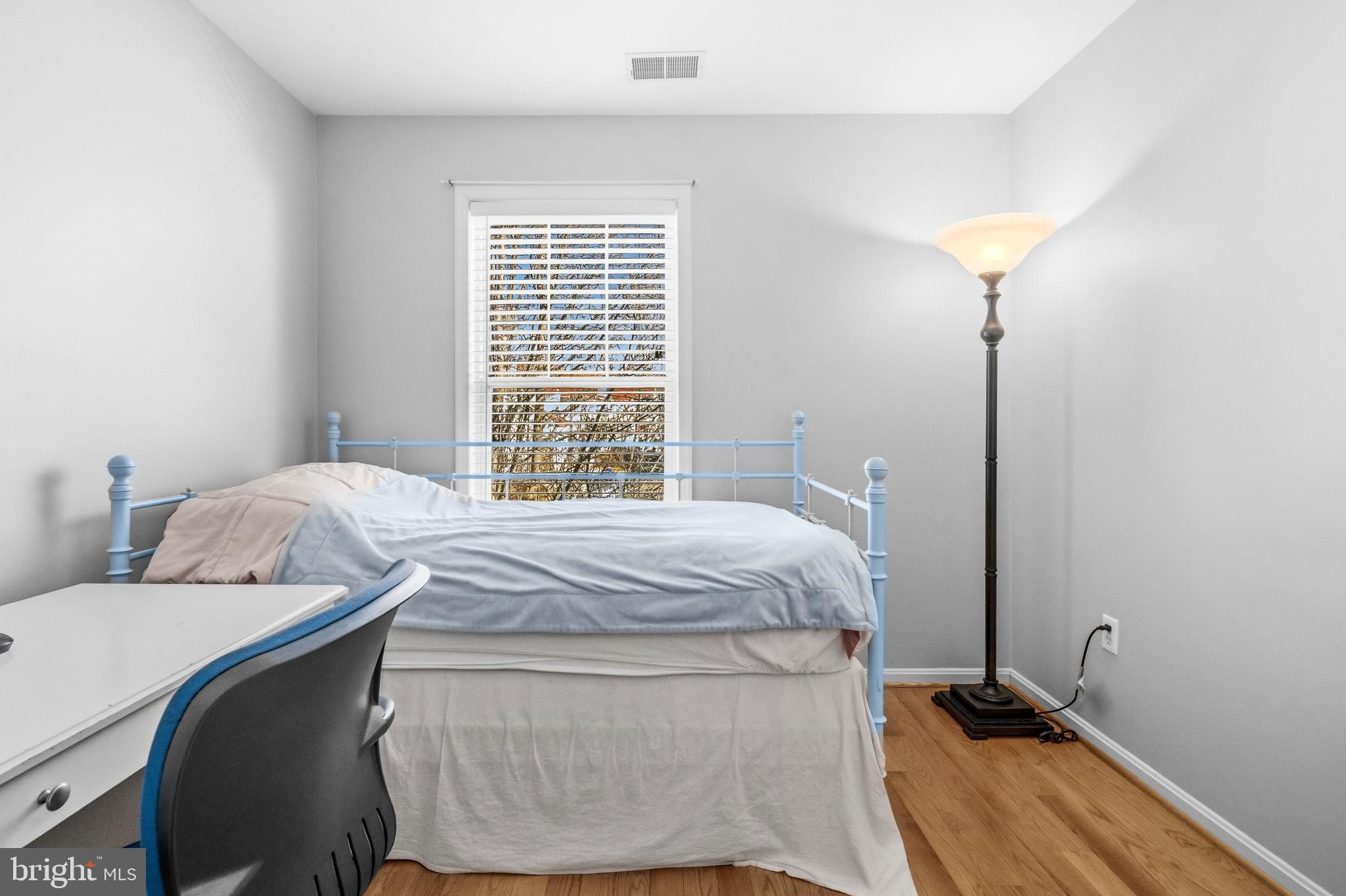 WAVERLY WOODS - Residential