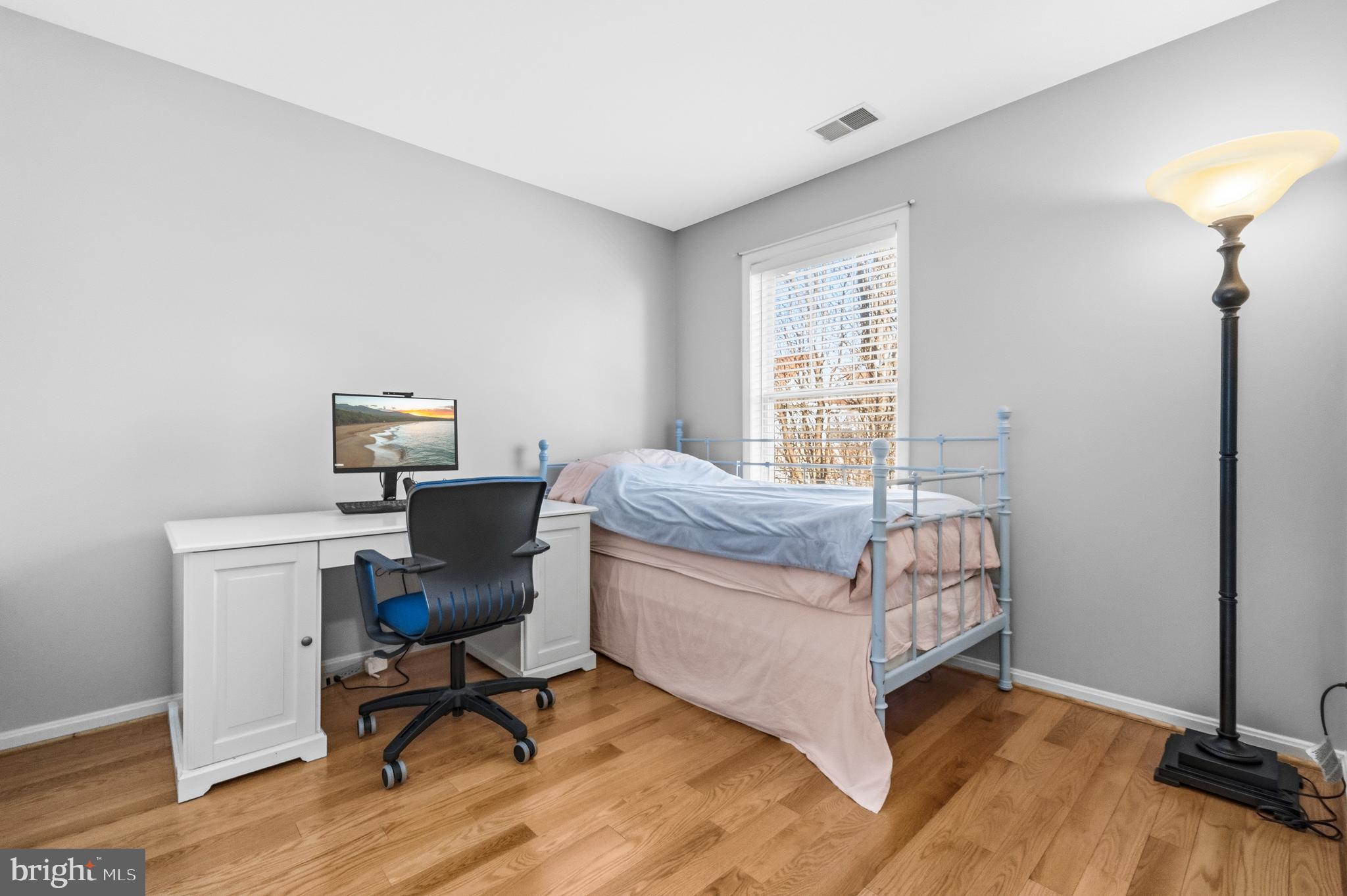 WAVERLY WOODS - Residential