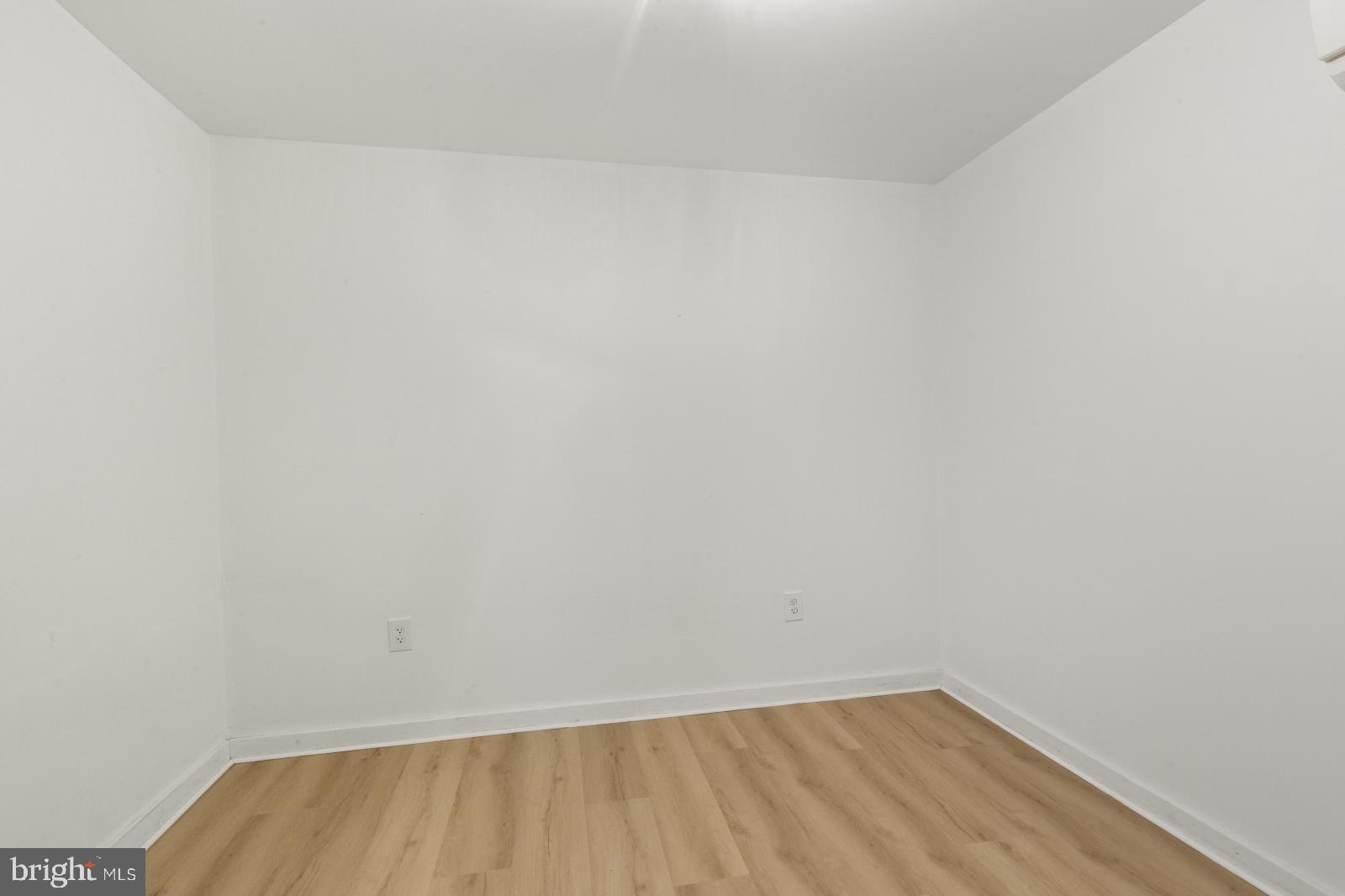 GRADUATE HOSPITAL - Residential Lease