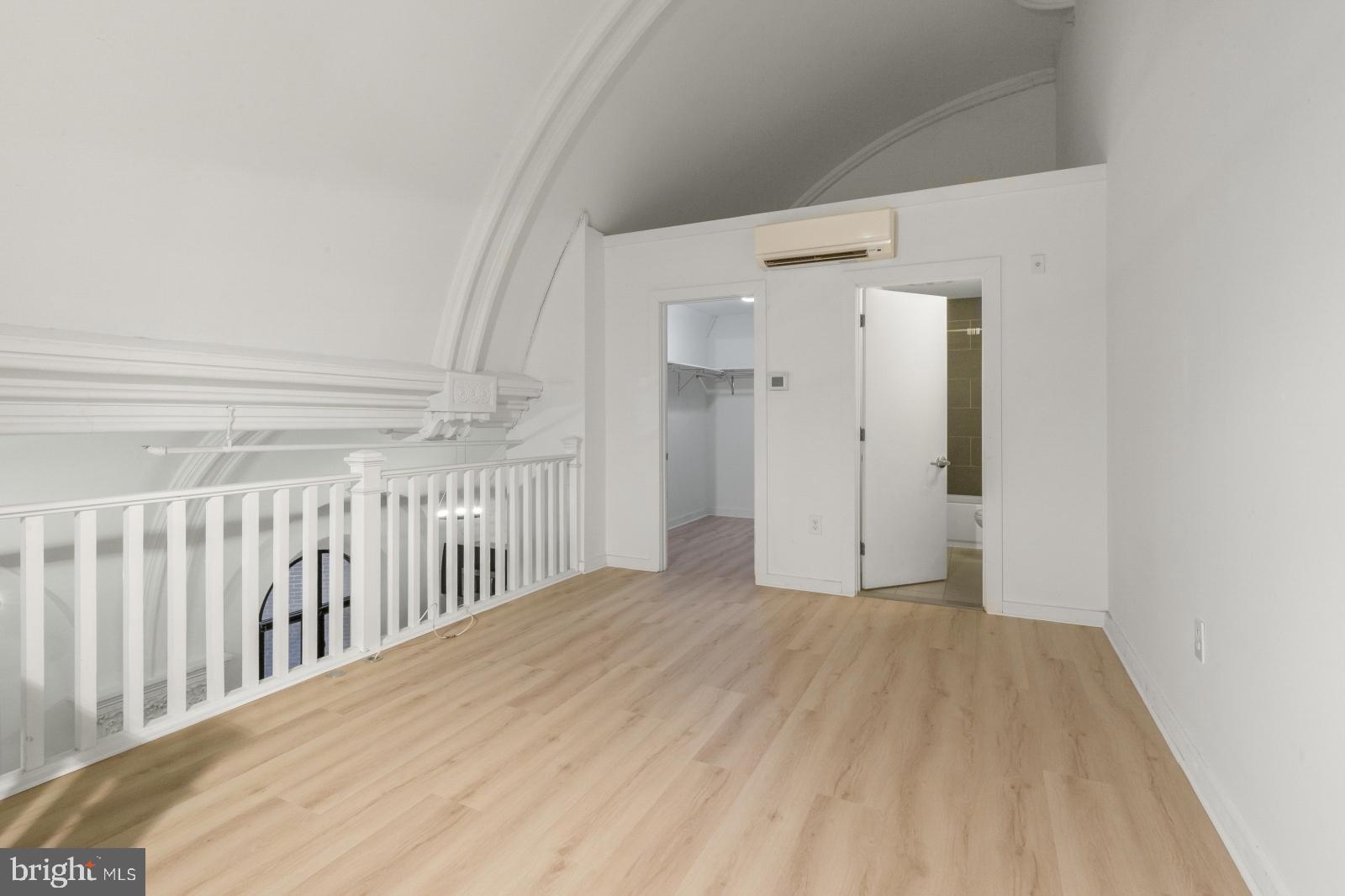 GRADUATE HOSPITAL - Residential Lease