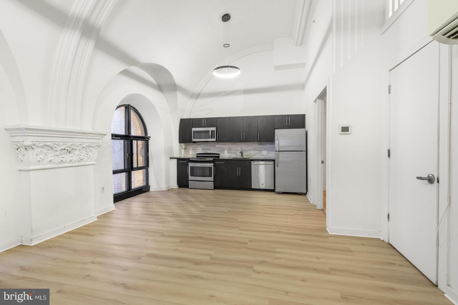 GRADUATE HOSPITAL - Residential Lease