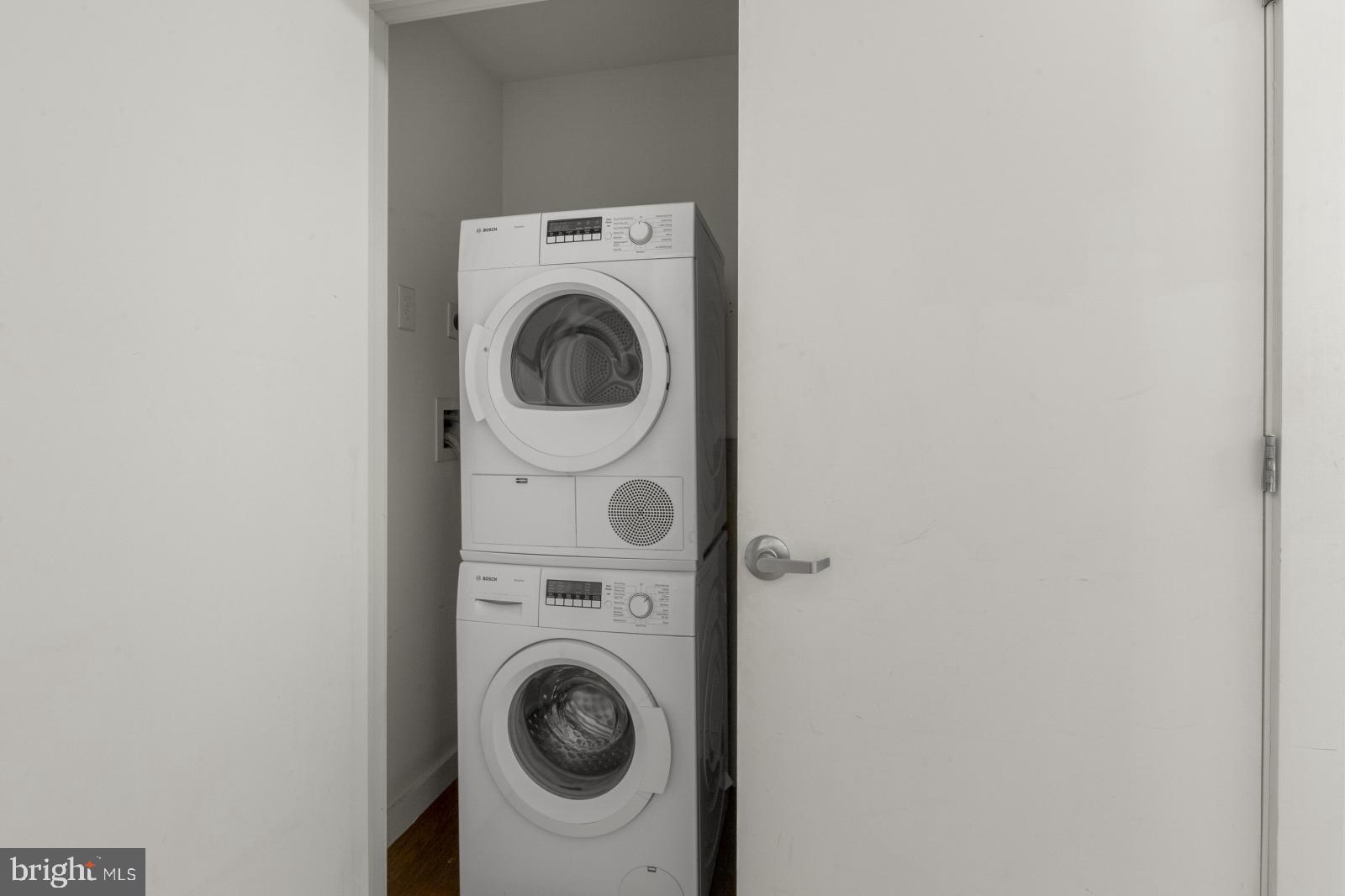 GRADUATE HOSPITAL - Residential Lease
