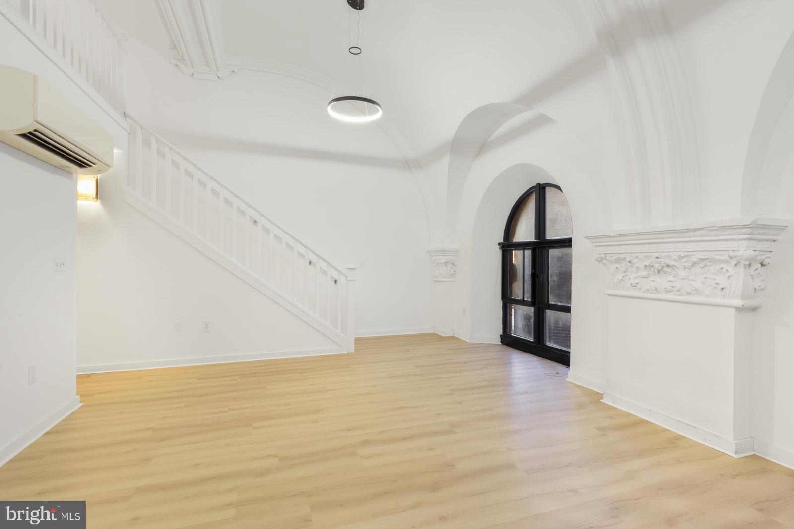 GRADUATE HOSPITAL - Residential Lease