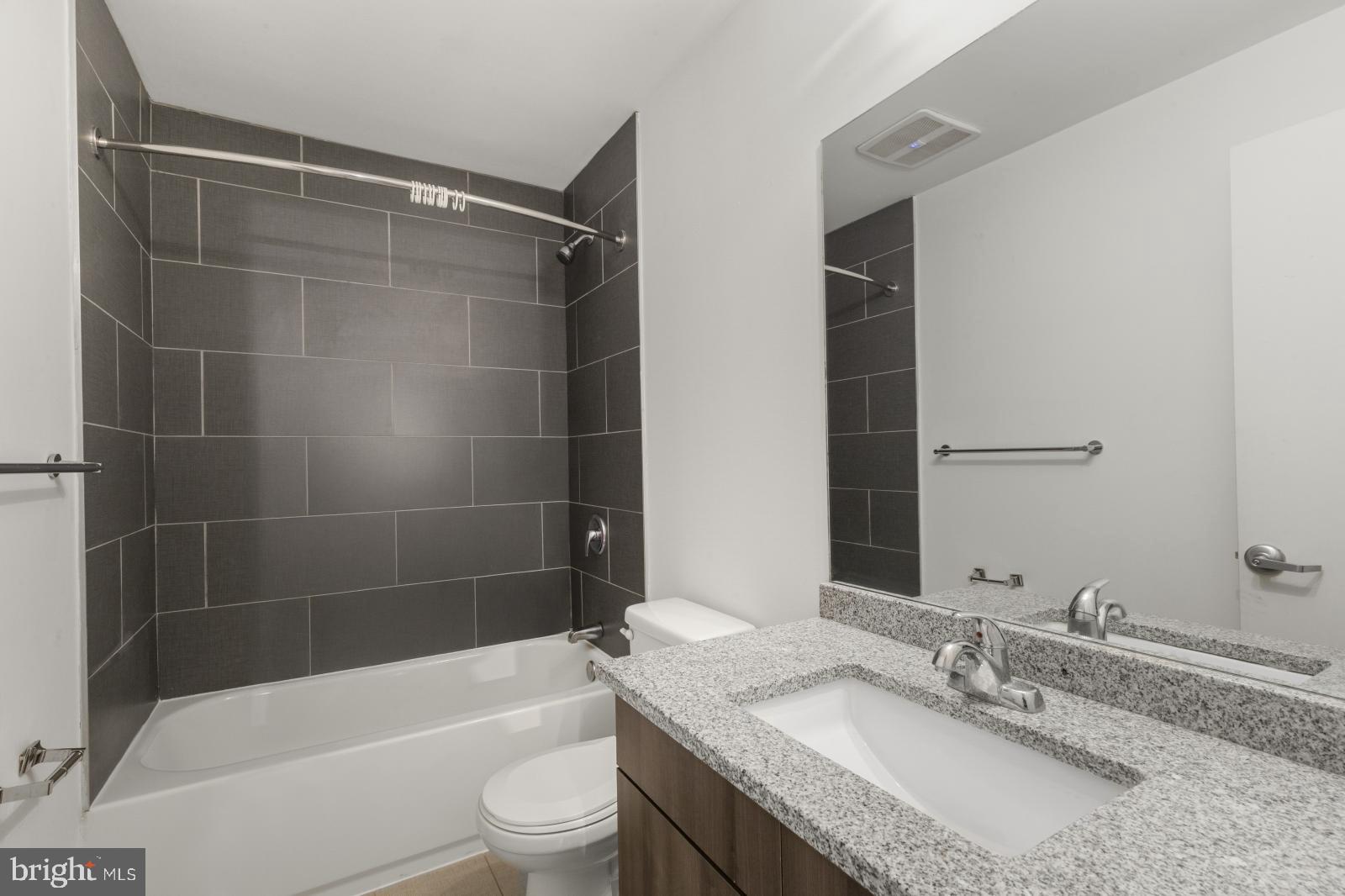 GRADUATE HOSPITAL - Residential Lease