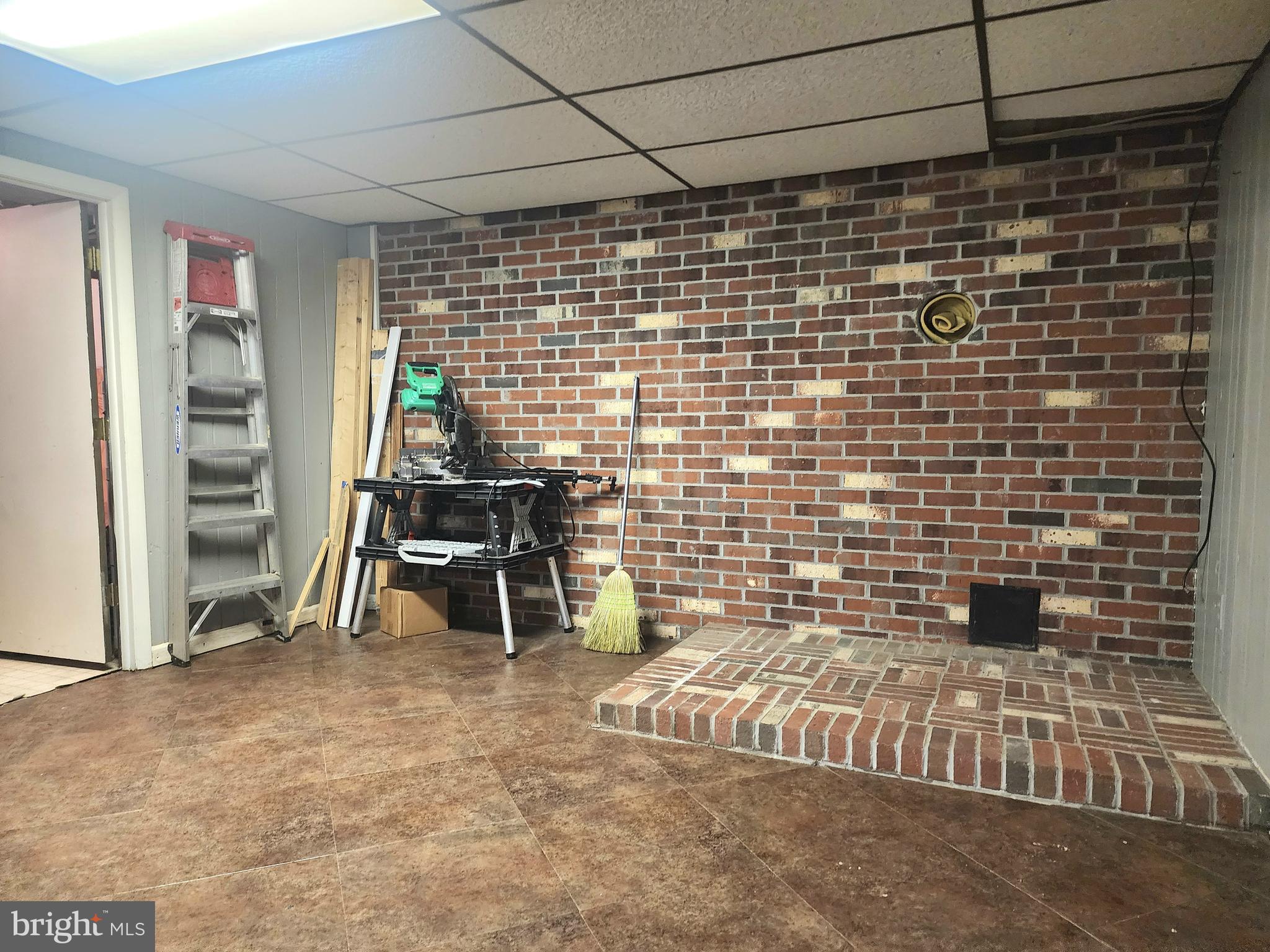 VALLEY VIEW - Residential